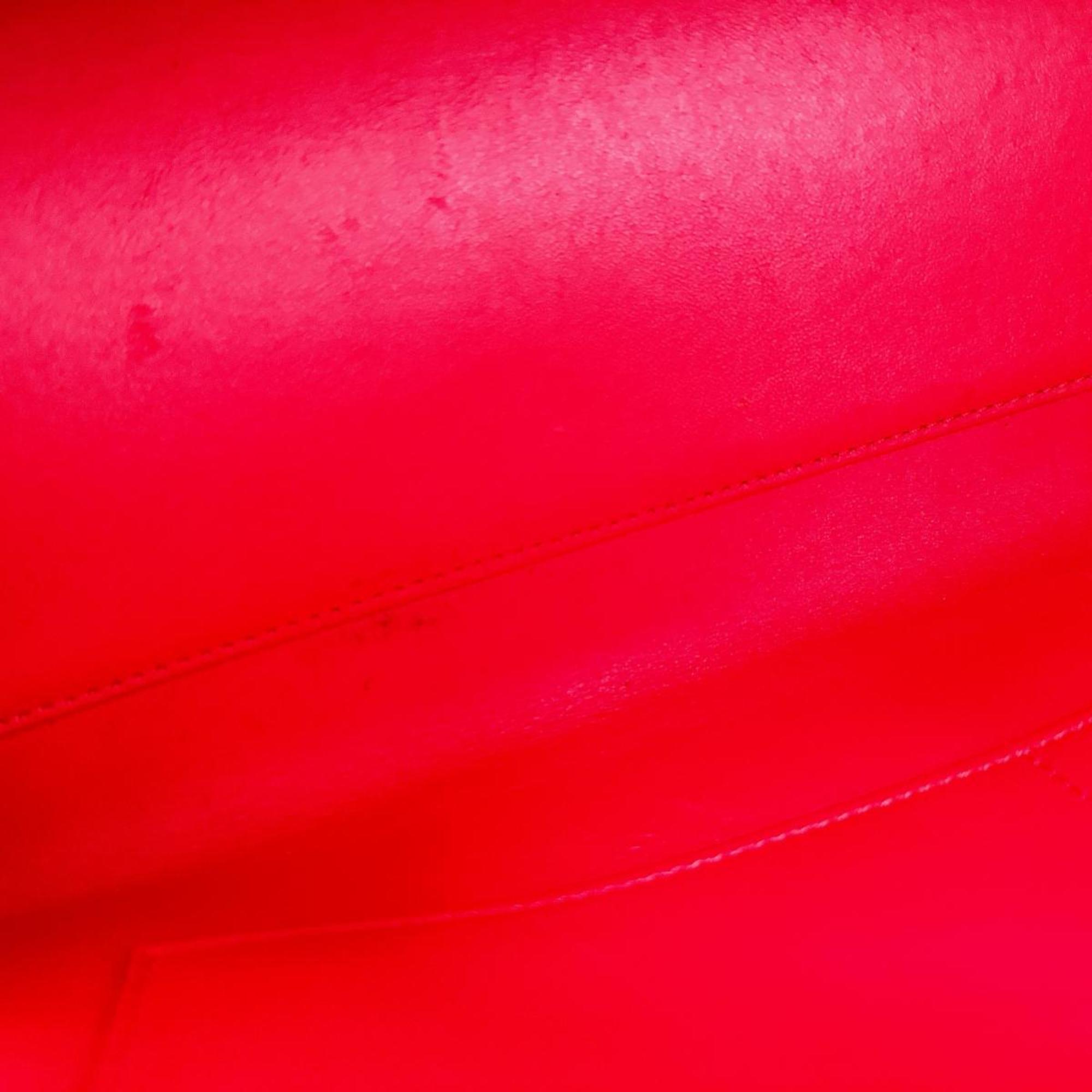 Louis Vuitton Red Color Leather Handbag (Pre-Owned)