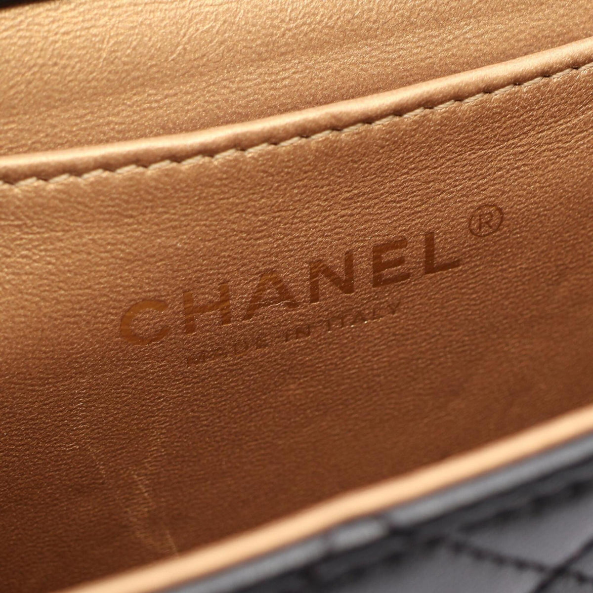 Chanel Black Leather Handbag Shoulder Bag (Pre-Owned)