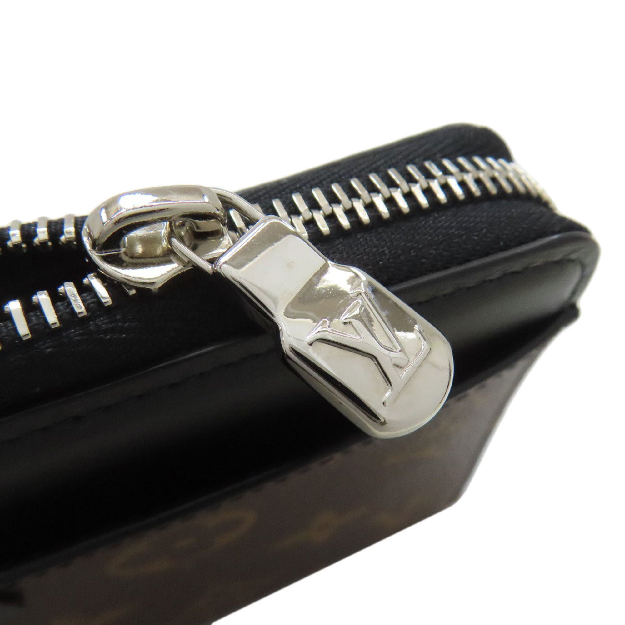 Louis Vuitton Monogram Black Monogram Monogram Long Wallet (Bi-Fold) (Pre-Owned)