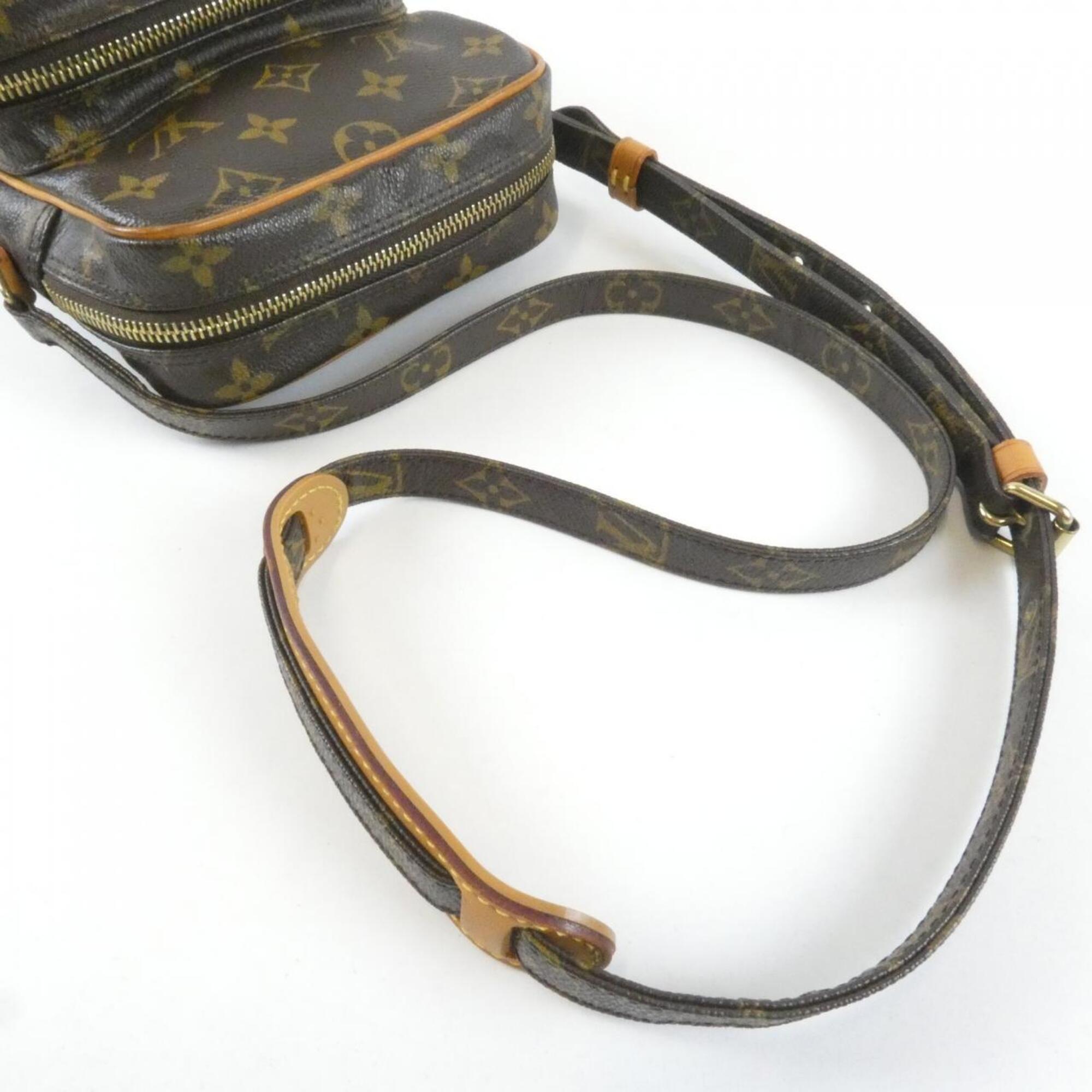 Louis Vuitton Marron Coated Canvas Shoulder Bag (Pre-Owned)