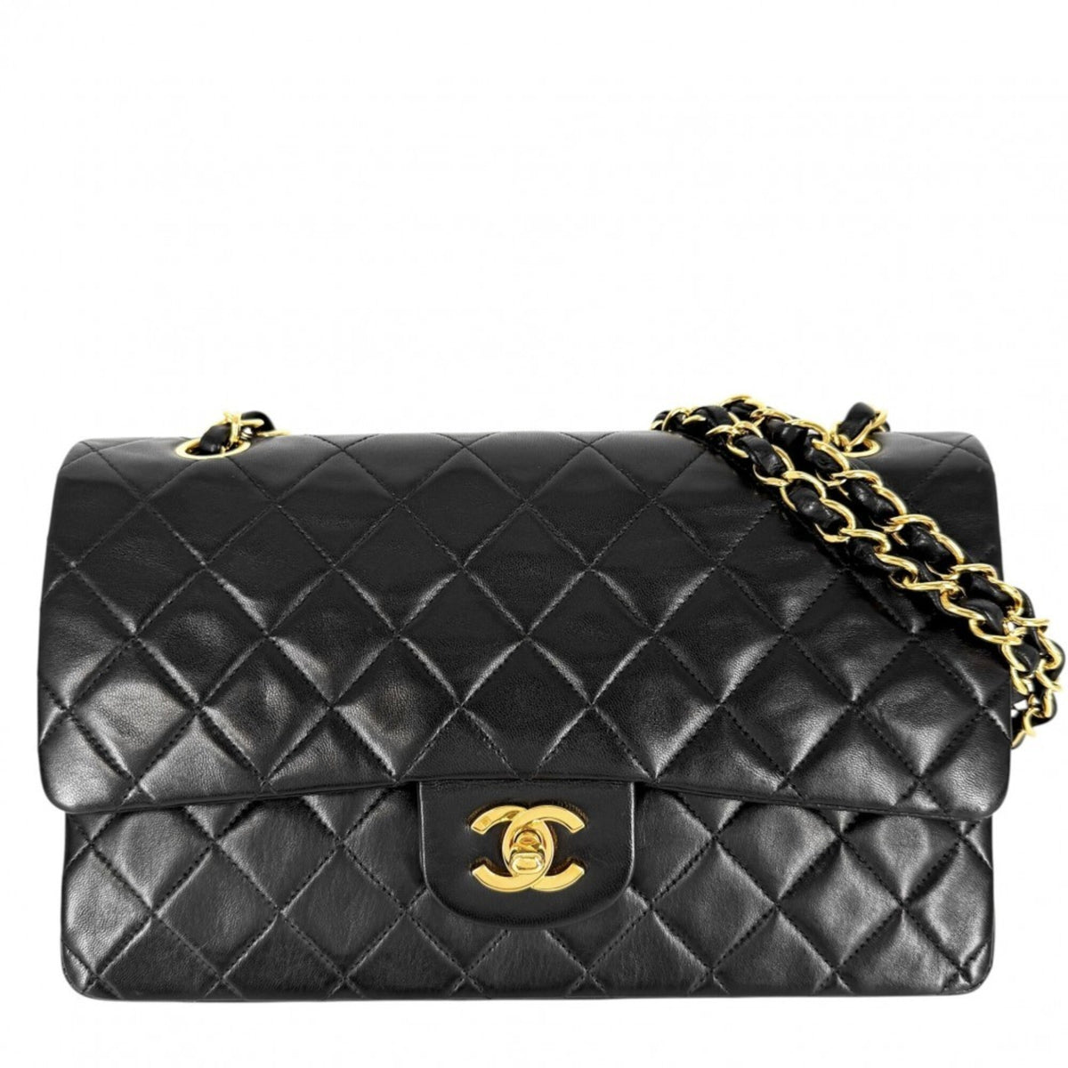 Chanel Matelasse Black Leather Shoulder Bag (Pre-Owned)