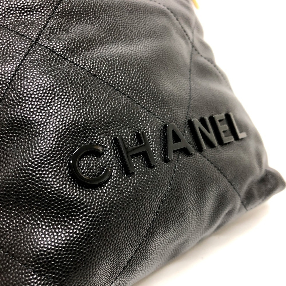 Chanel Black Grained Calfskin Shoulder Bag (Pre-Owned)