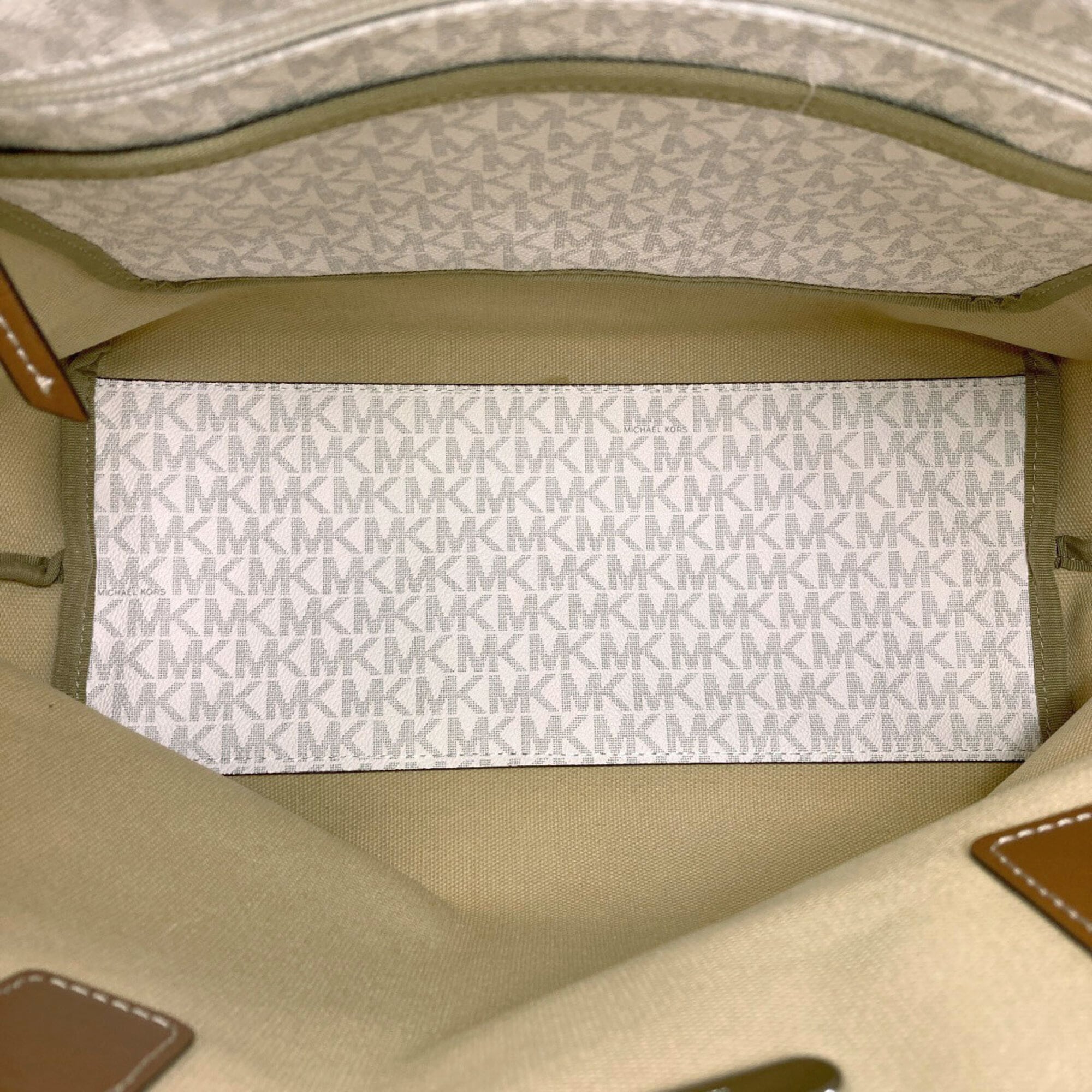 Michael Kors White Pvc Tote Bag (Pre-Owned)