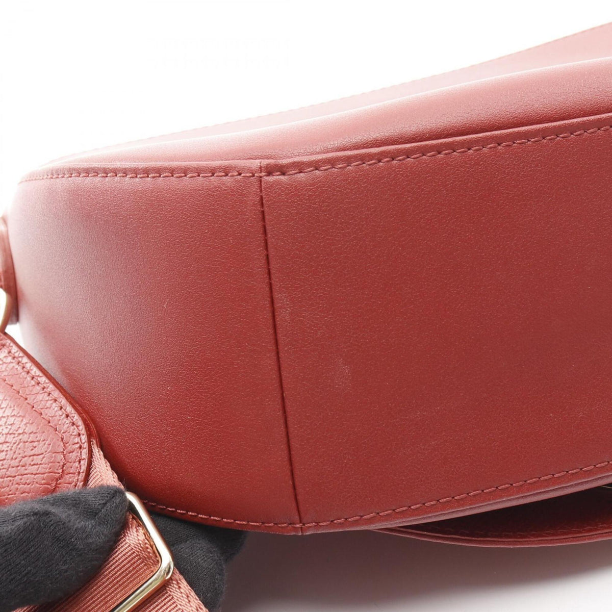 Longchamp Red Color Leather Handbag Shoulder Bag (Pre-Owned)