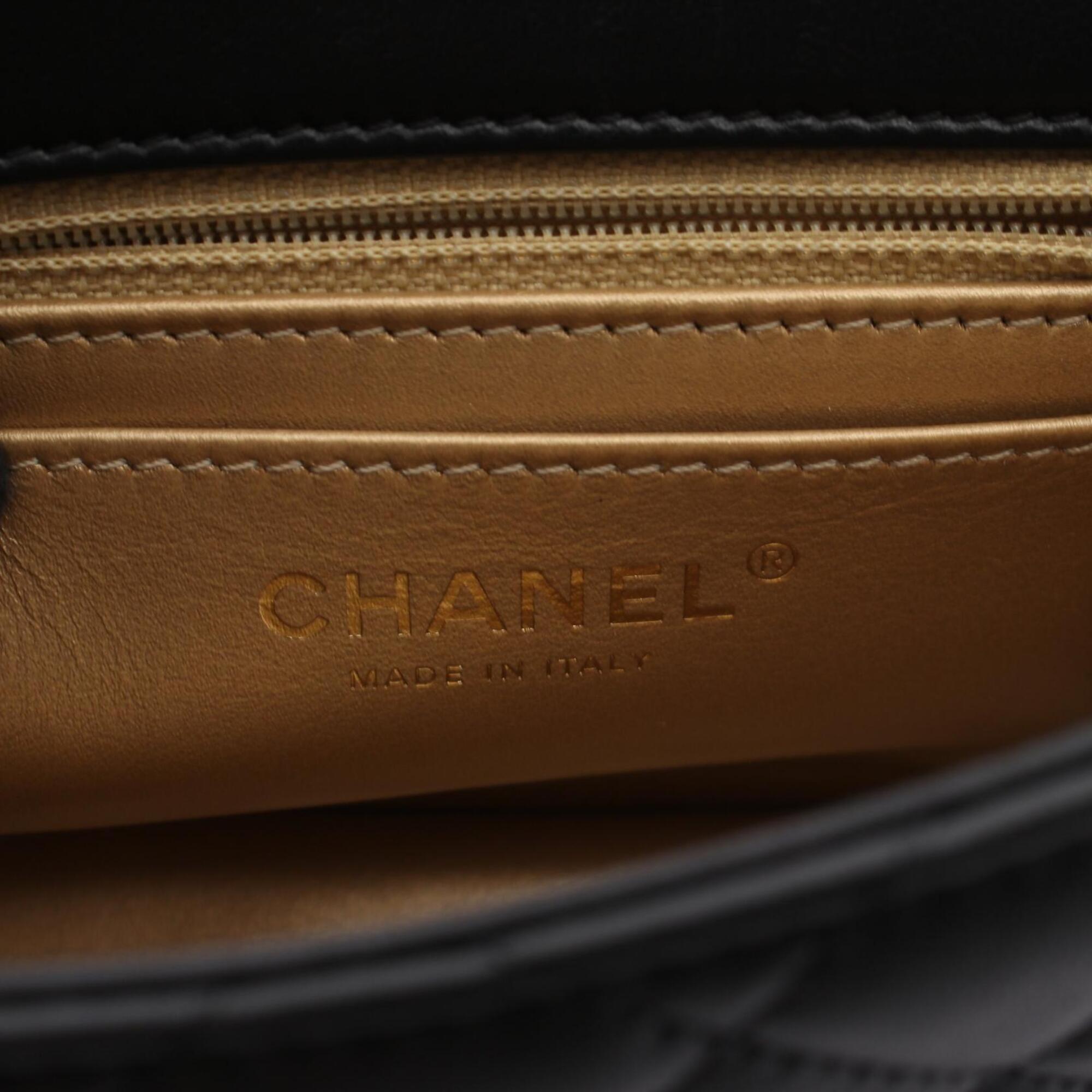 Chanel Black Leather Handbag Shoulder Bag (Pre-Owned)