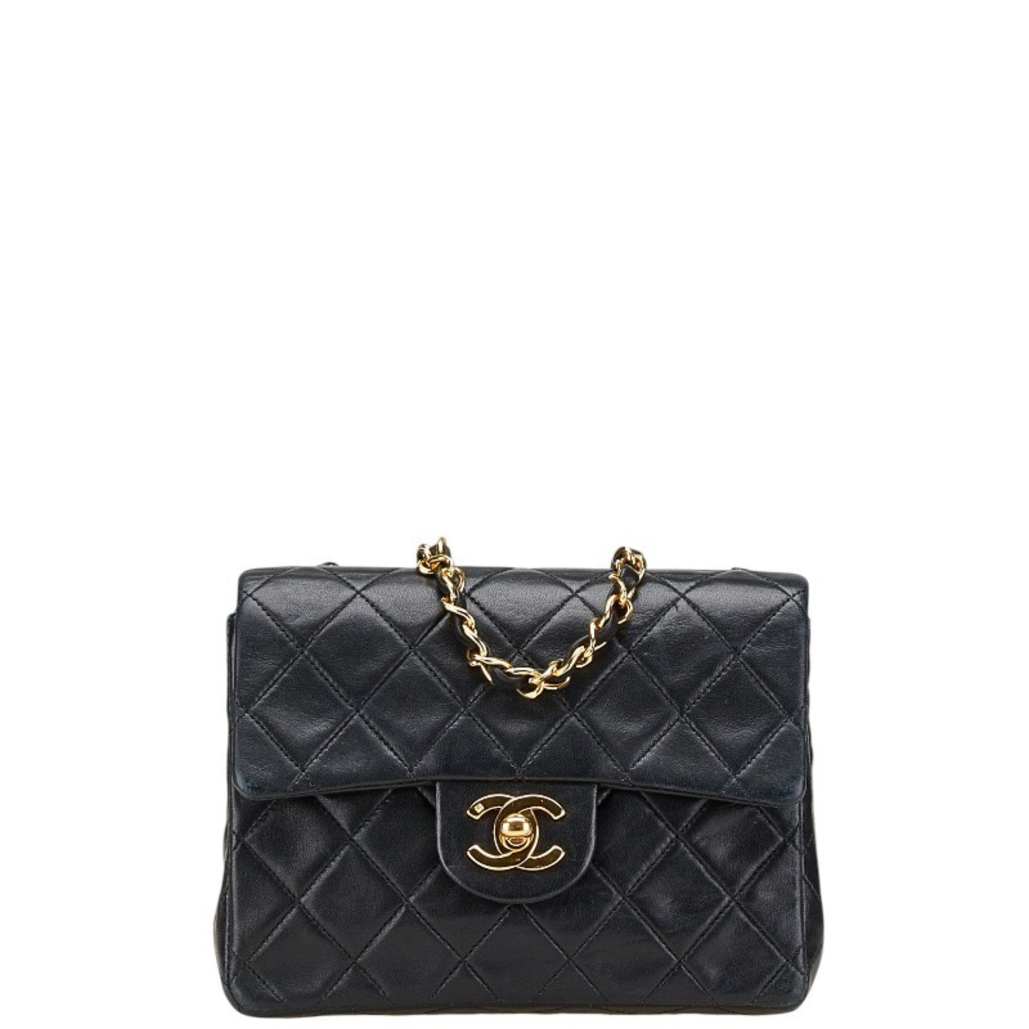 Chanel Black Leather Shoulder Bag (Pre-Owned)