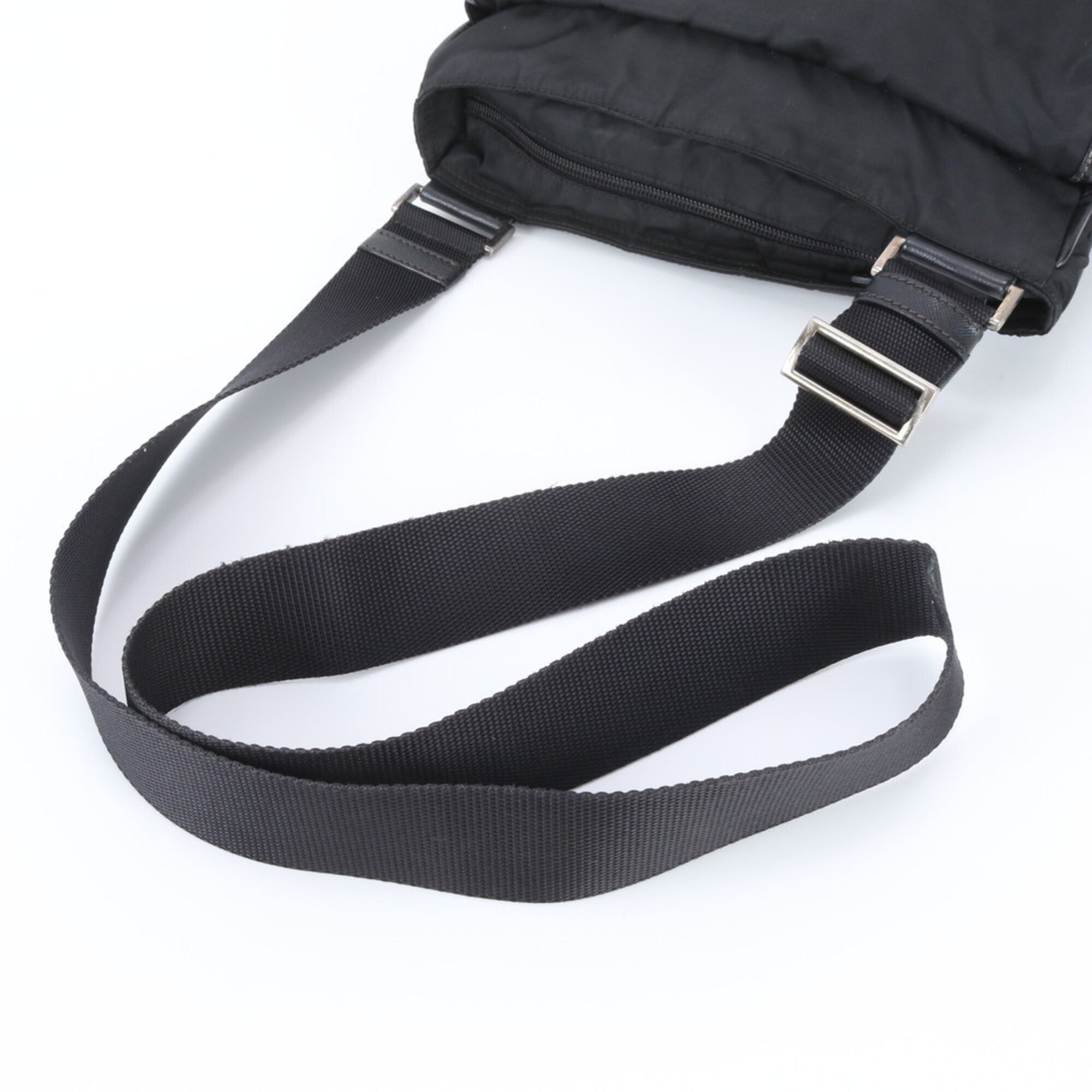 Prada Black Nylon Leather Shoulder Bag (Pre-Owned)