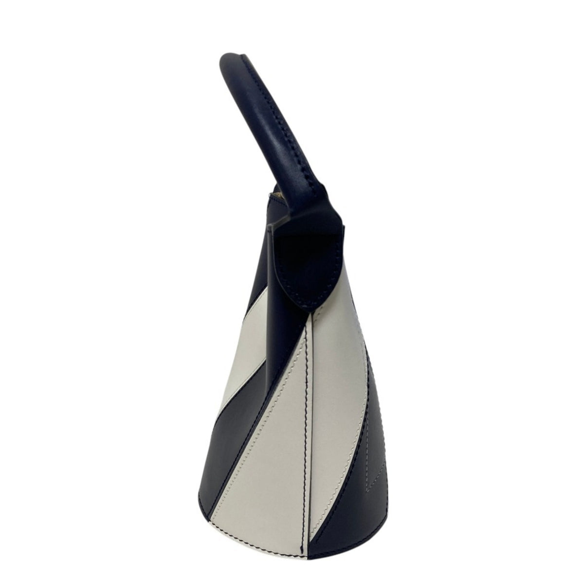 Longchamp Navy White Leather Crossbody Bag (Pre-Owned)