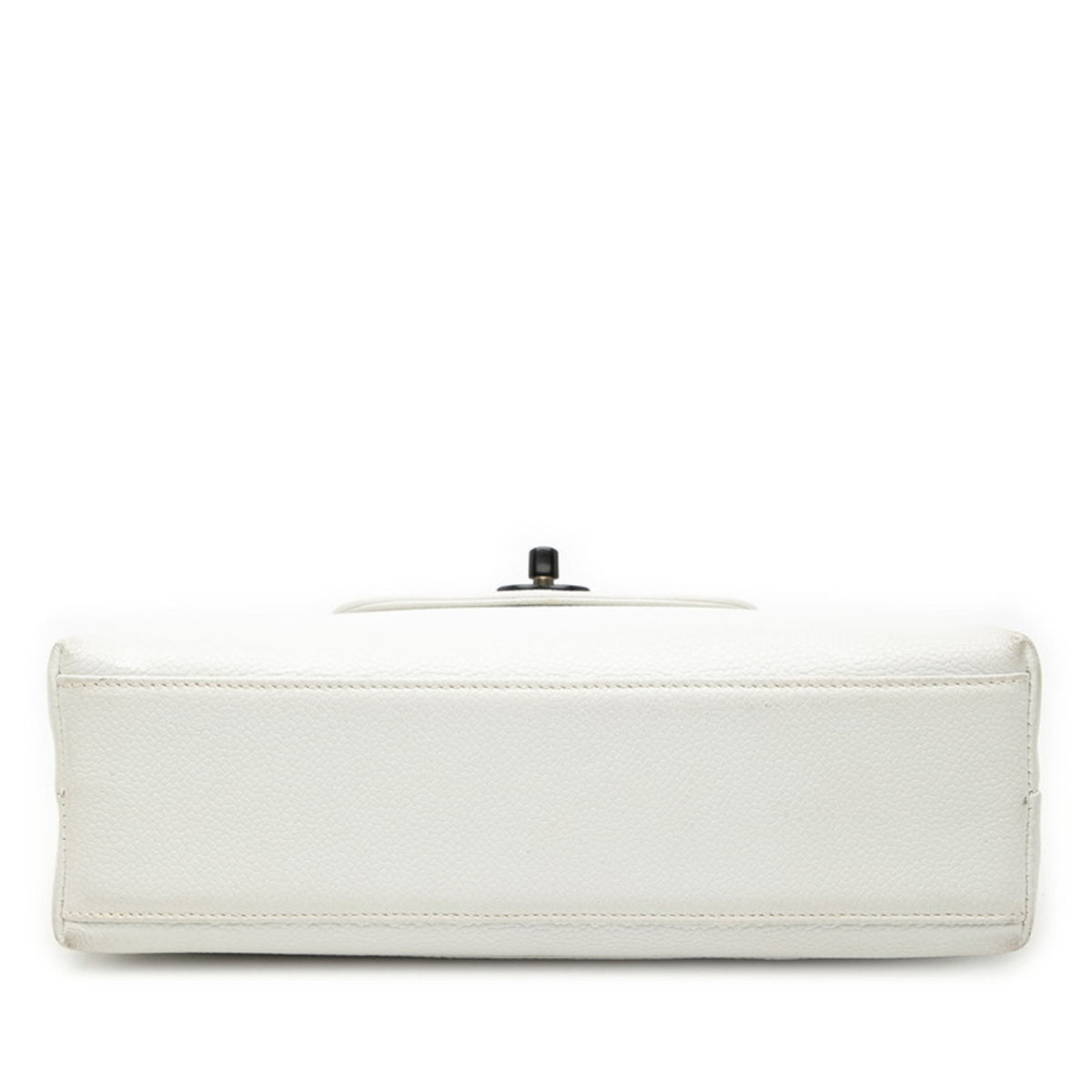 Chanel White Leather Handbag (Pre-Owned)