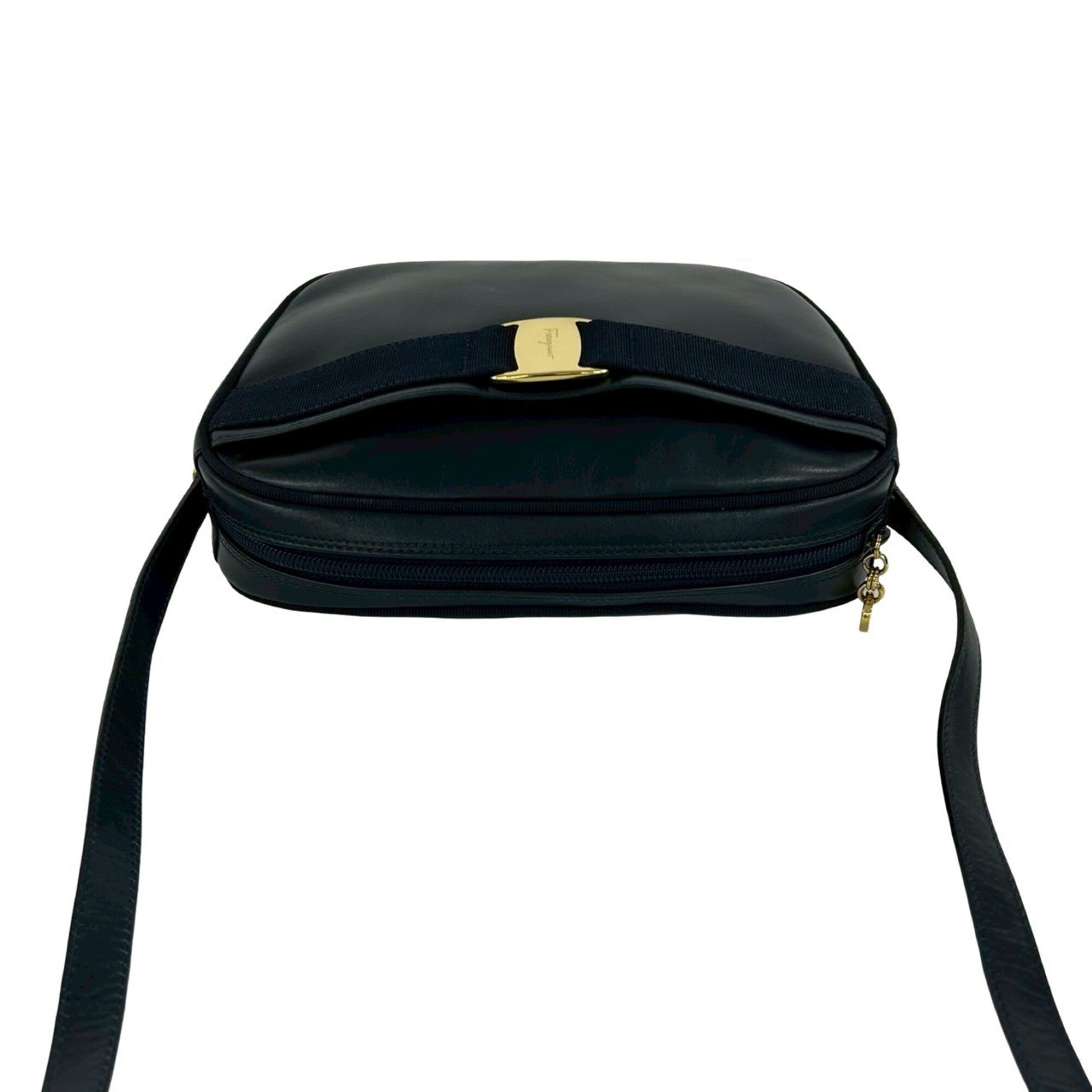 Salvatore Ferragamo Navy Leather Shoulder Bag (Pre-Owned)