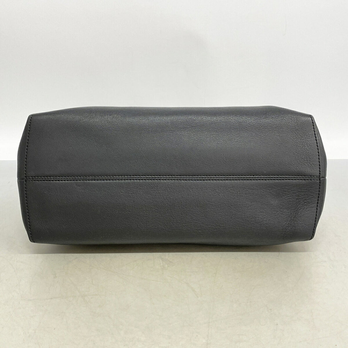 Fendi Black Leather Handbag (Pre-Owned)