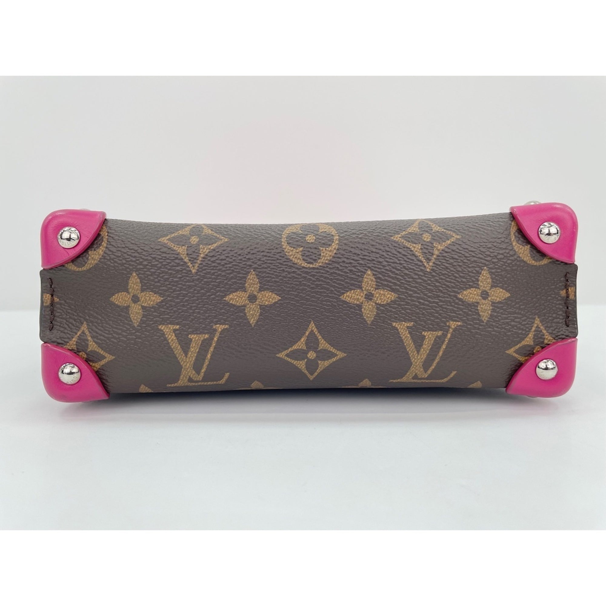 Louis Vuitton Multi-Color Pochette Shoulder Bag (Pre-Owned)