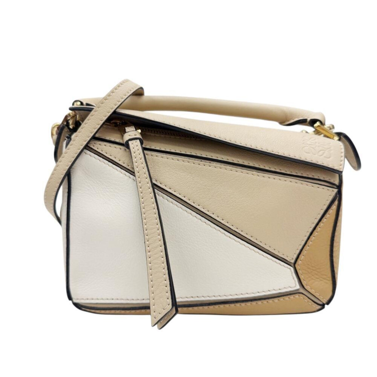 Loewe Beige Leather Handbag Shoulder Bag (Pre-Owned)