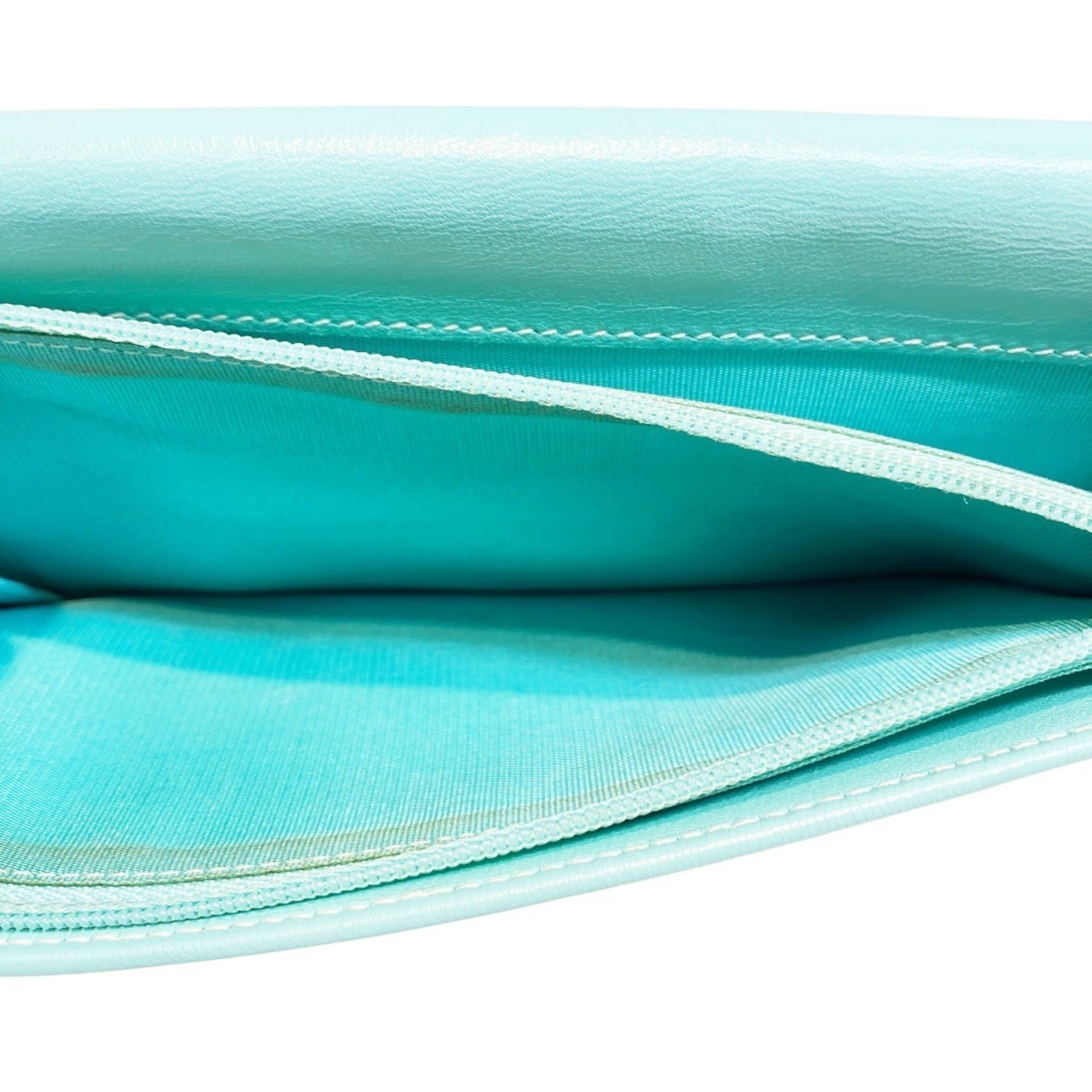 Tiffany Blue Emerald Green Leather Long Wallet (Bi-Fold) (Pre-Owned)