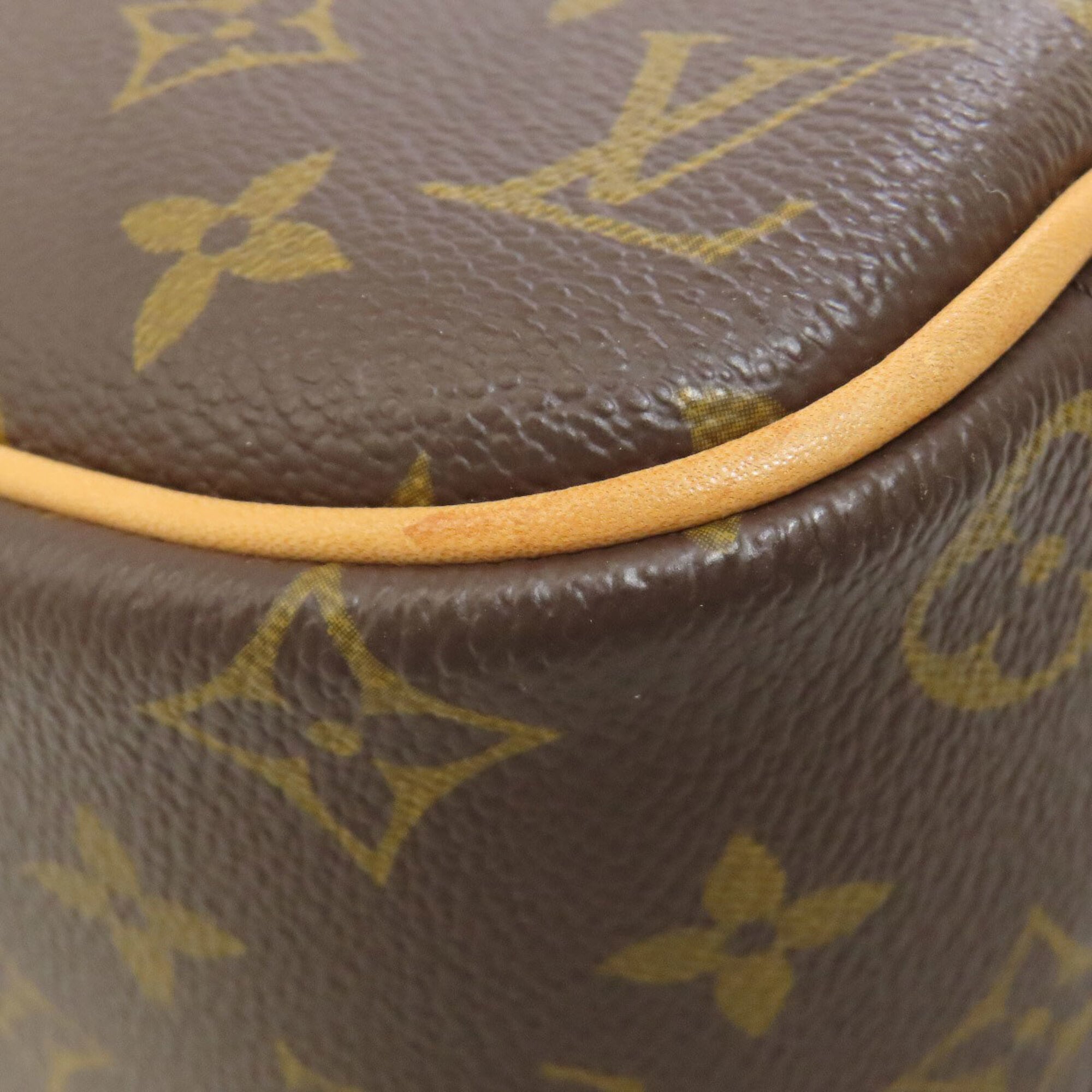 Louis Vuitton Monogram Monogram Handbag (Pre-Owned)