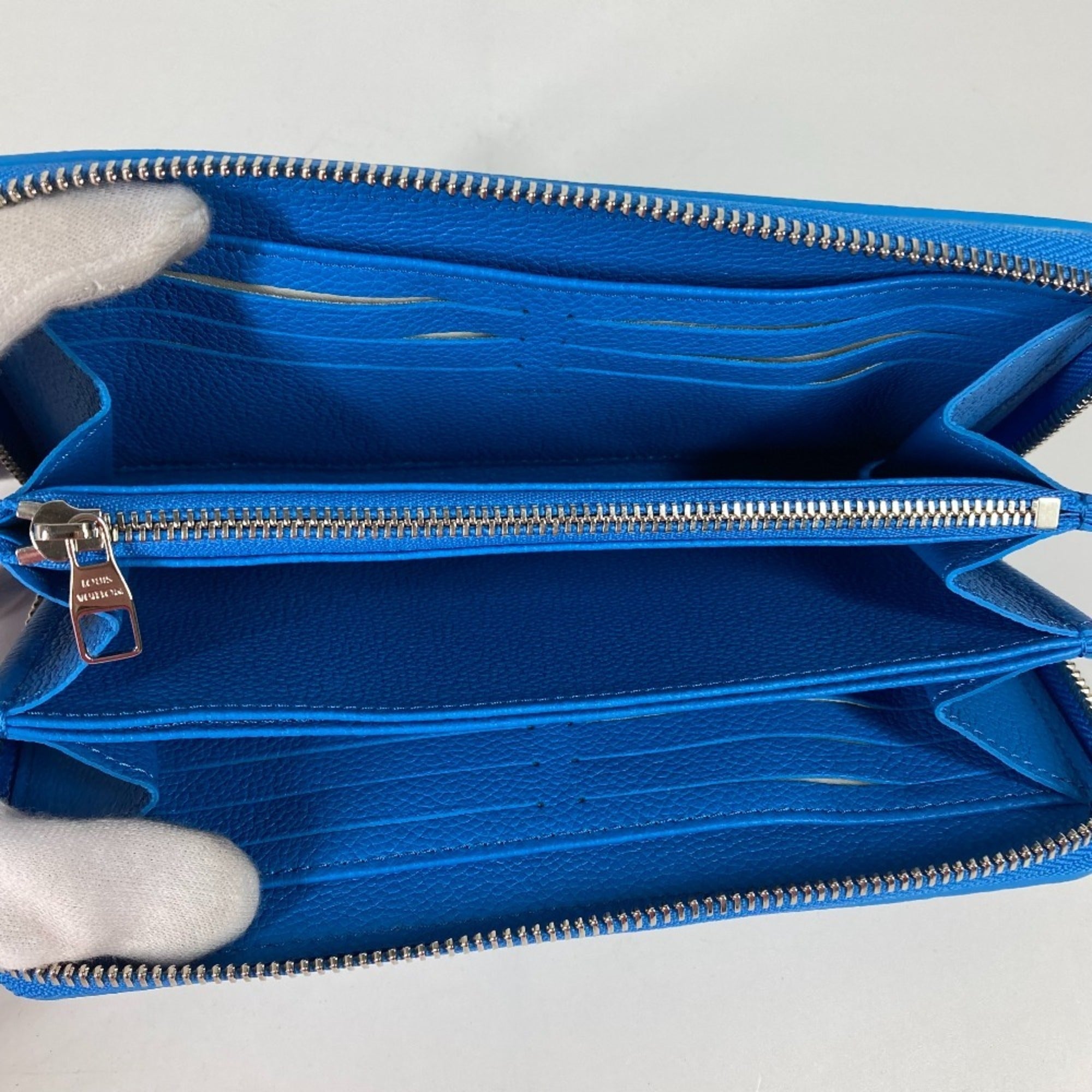 Louis Vuitton Monogram Empreinte Blue White Monogram Empreinte Wallet (Bi-Fold) (Pre-Owned)