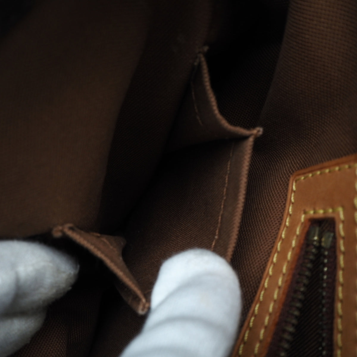 Louis Vuitton Monogram Brown Coated Canvas Leather Handbag (Pre-Owned)