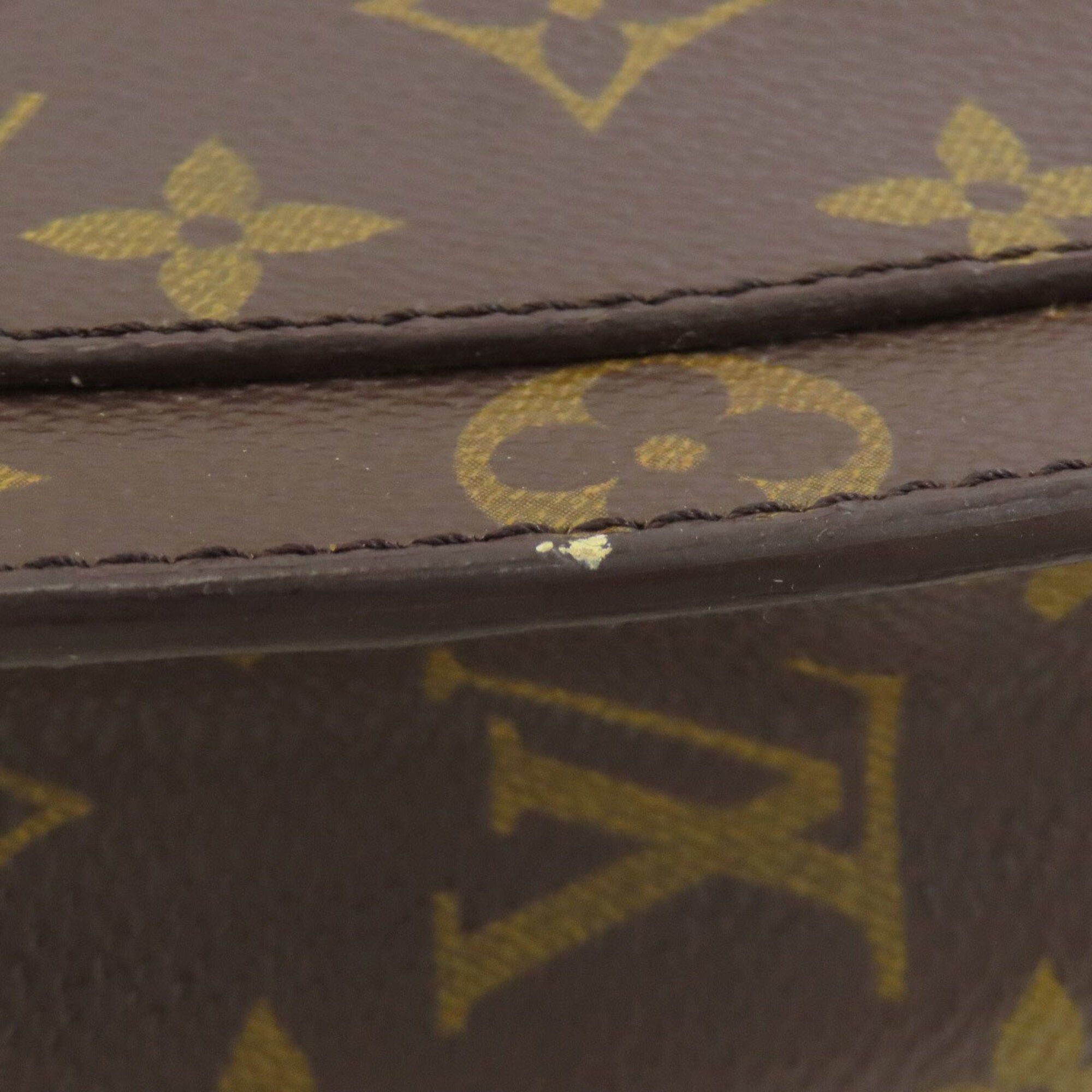 Louis Vuitton Monogram Monogram Shoulder Bag (Pre-Owned)