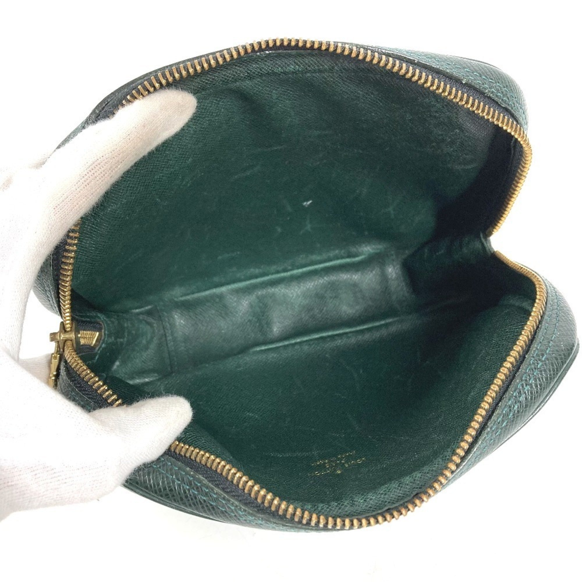 Louis Vuitton Taiga Episea Khaki Taiga Leather Clutch Bag Handbag (Pre-Owned)