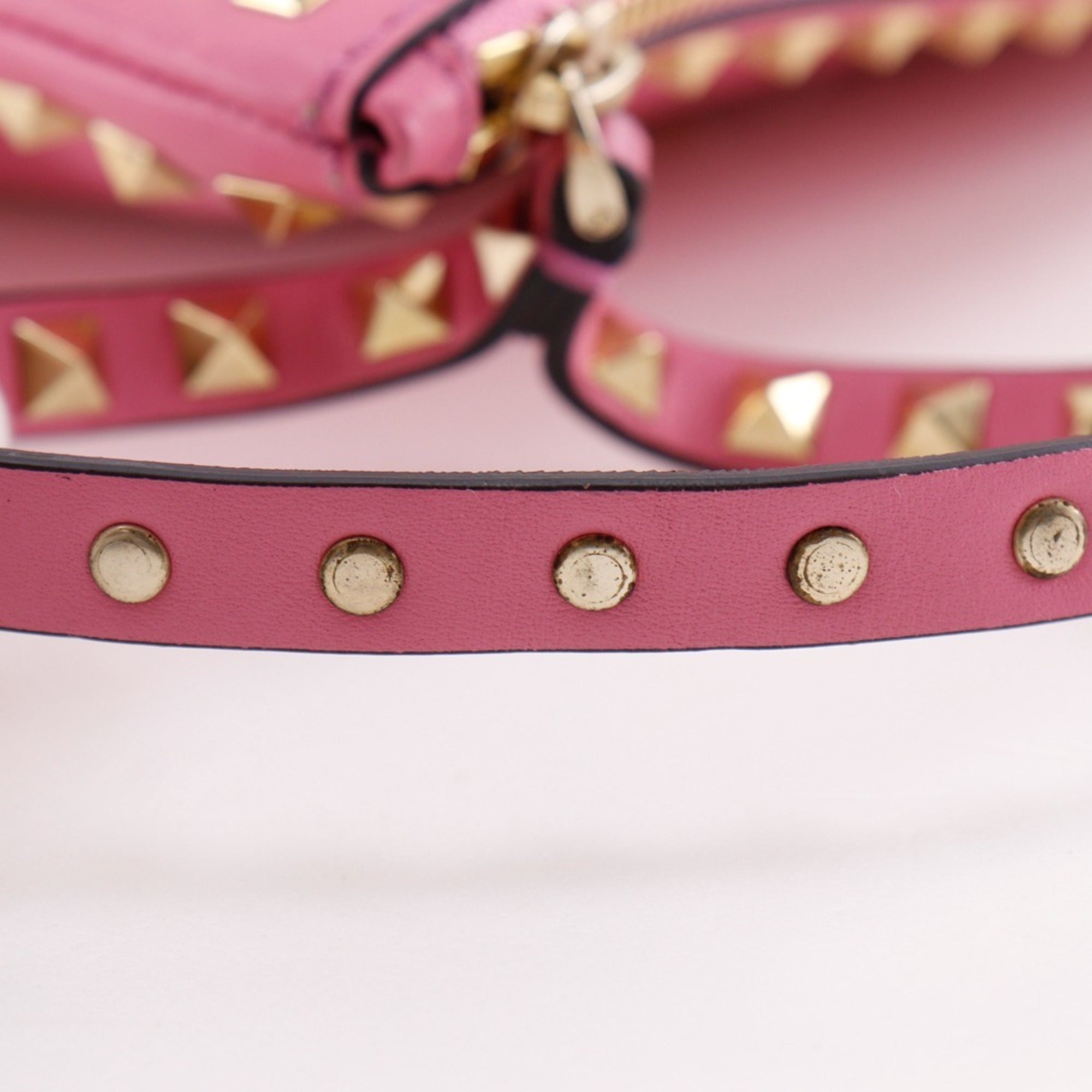 Valentino Pink Leather Clutch Bag (Pre-Owned)