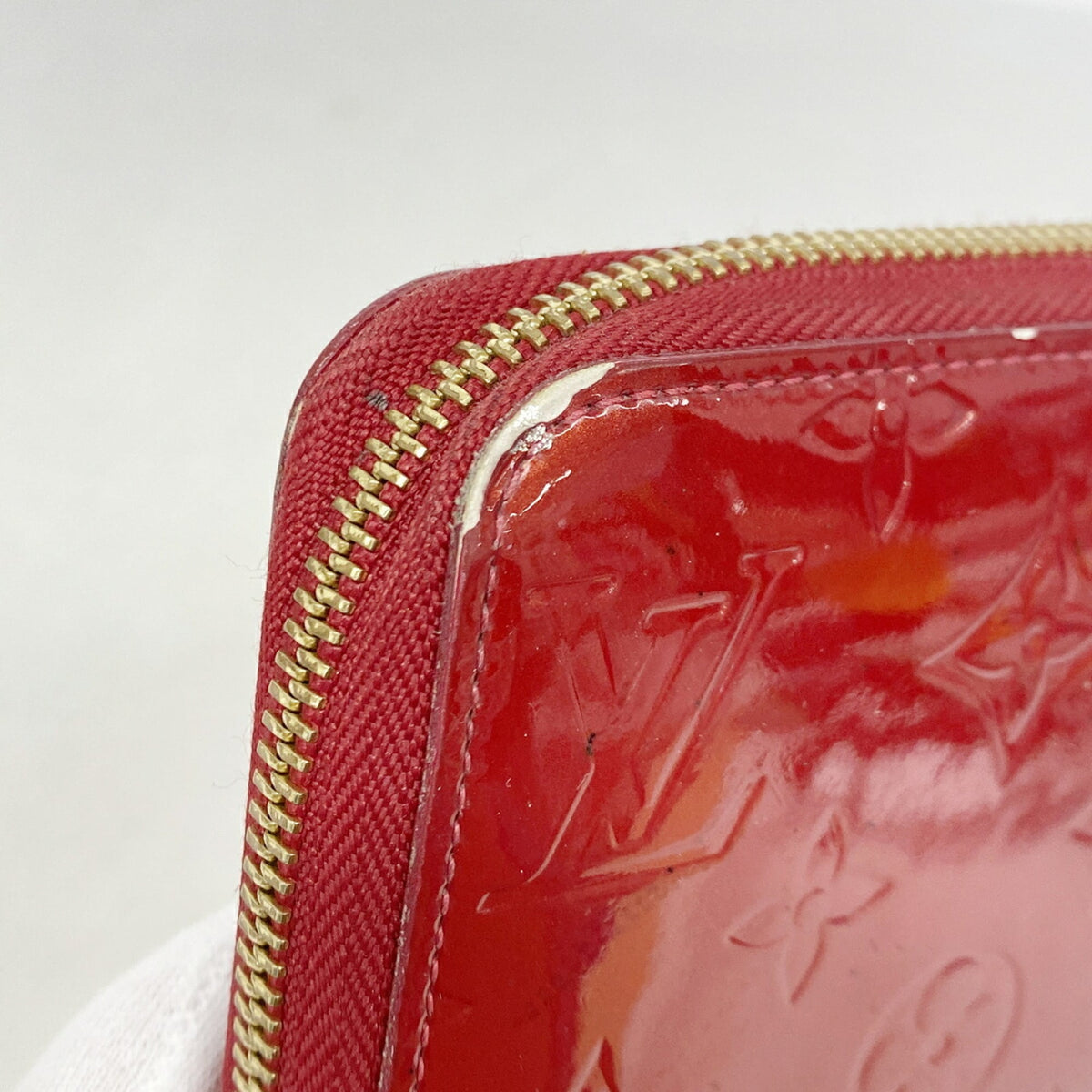 Louis Vuitton Pomme D'amour Long Wallet (Bi-Fold) (Pre-Owned)