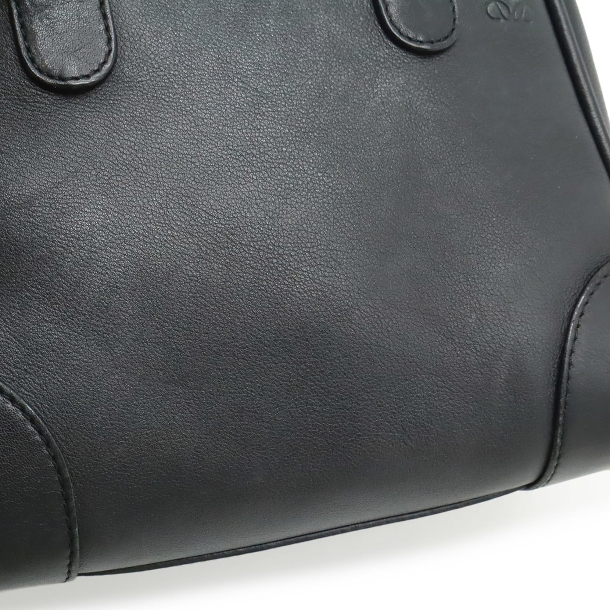 Loewe Amazona Black Leather Handbag Shoulder Bag (Pre-Owned)