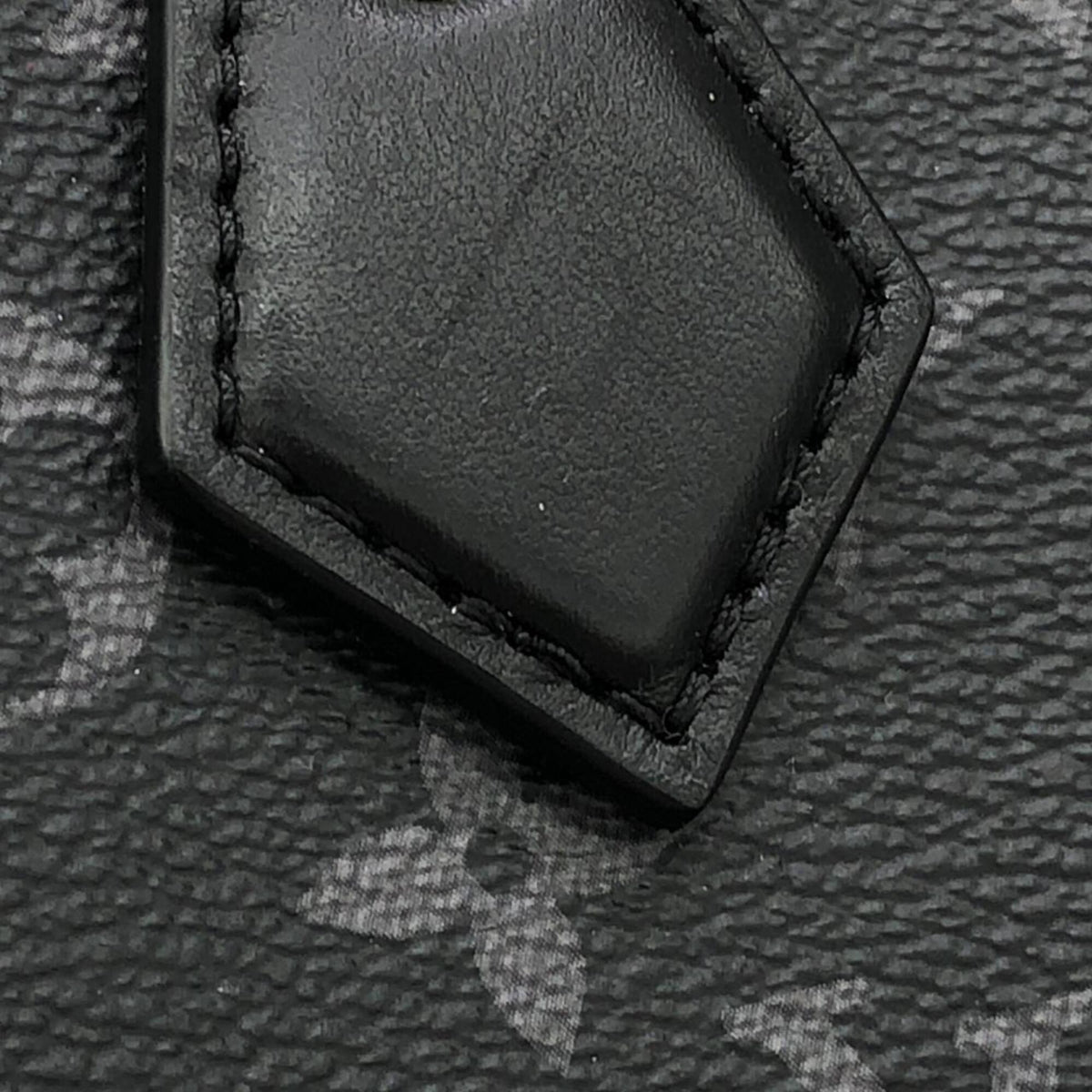 Louis Vuitton Black Monogram Eclipse Monogram Eclipse Coated Canvas Handbag (Pre-Owned)