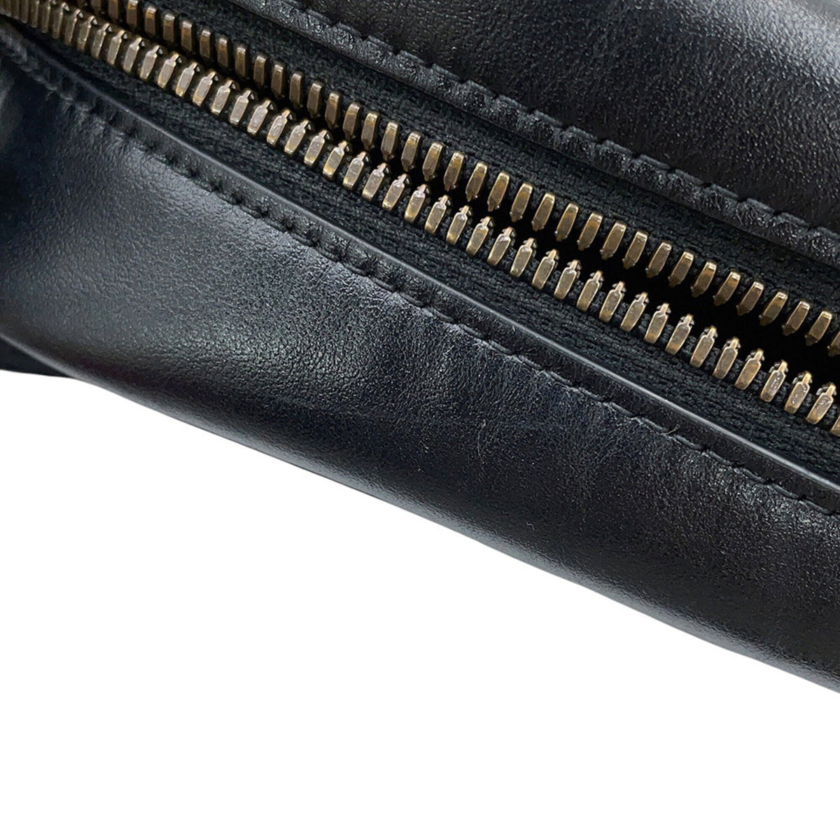 Gucci Black Leather Handbag Shoulder Bag (Pre-Owned)