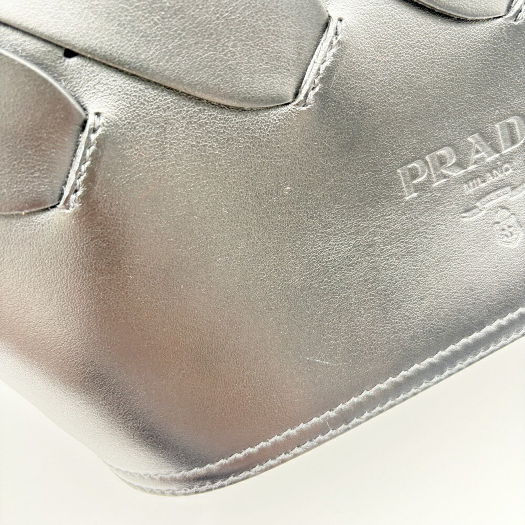 Prada Black Leather Tote Bag (Pre-Owned)