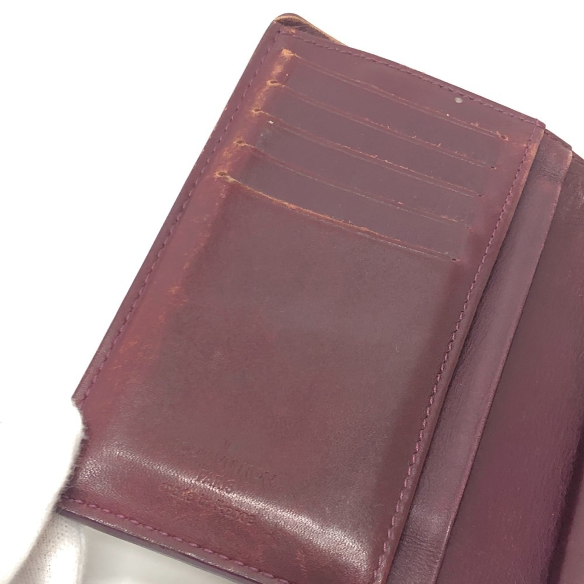 Louis Vuitton Rouge Fauviste Monogram Vernis Wallet (Bi-Fold) (Pre-Owned)