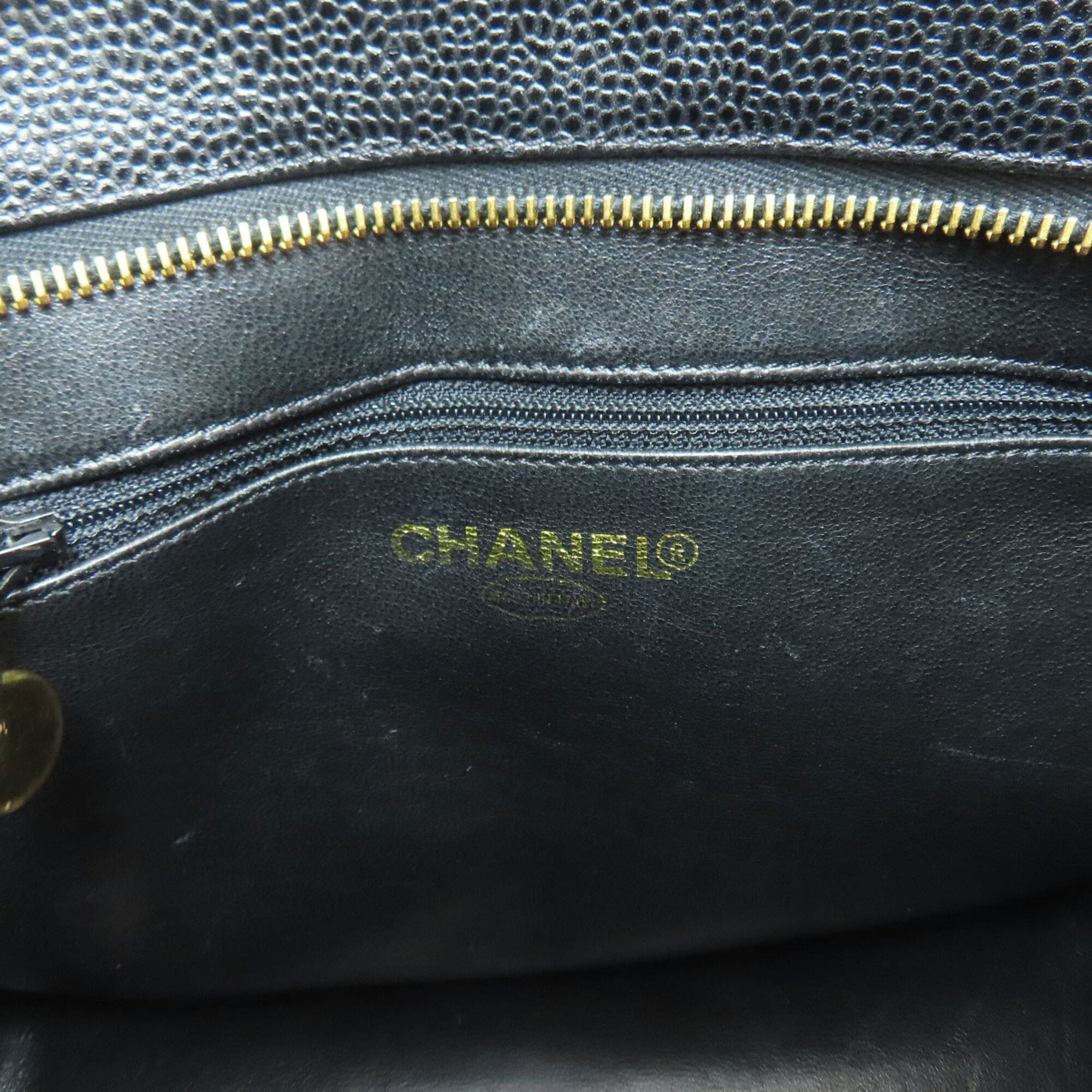 Chanel Black Leather Tote Bag (Pre-Owned)