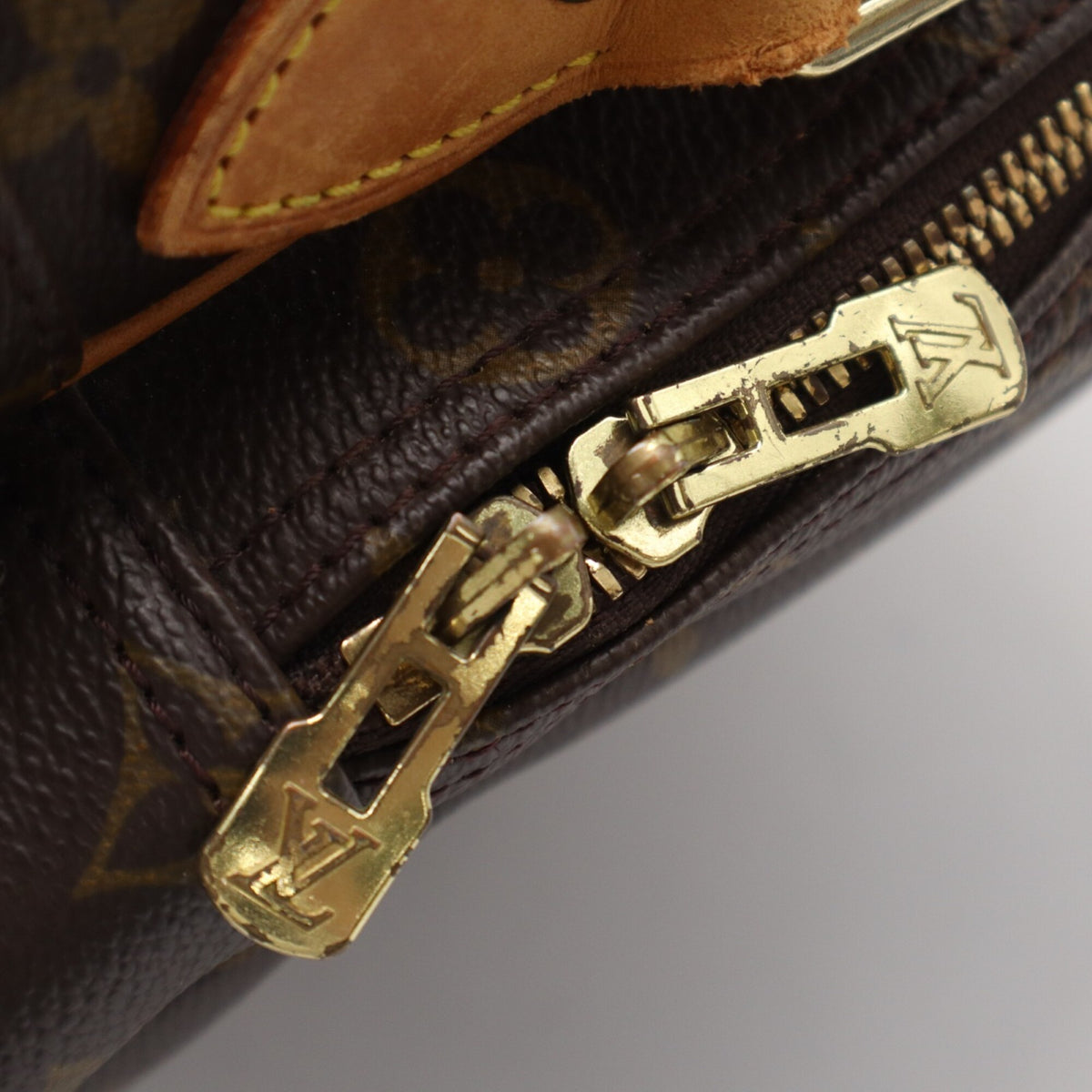 Louis Vuitton Beige Brown Monogram Coated Canvas Leather Shoulder Bag (Pre-Owned)