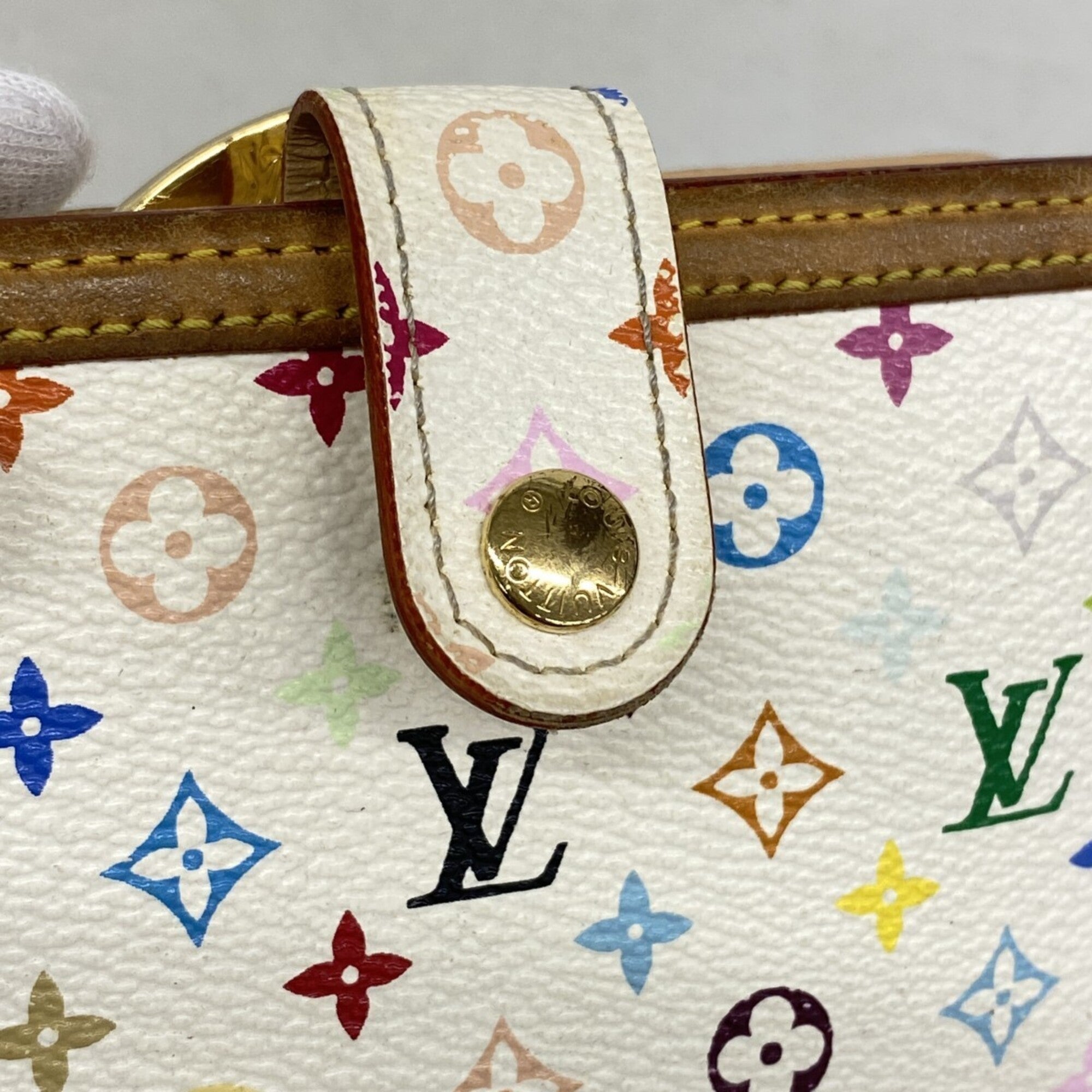 Louis Vuitton Blanc Wallet (Bi-Fold) (Pre-Owned)
