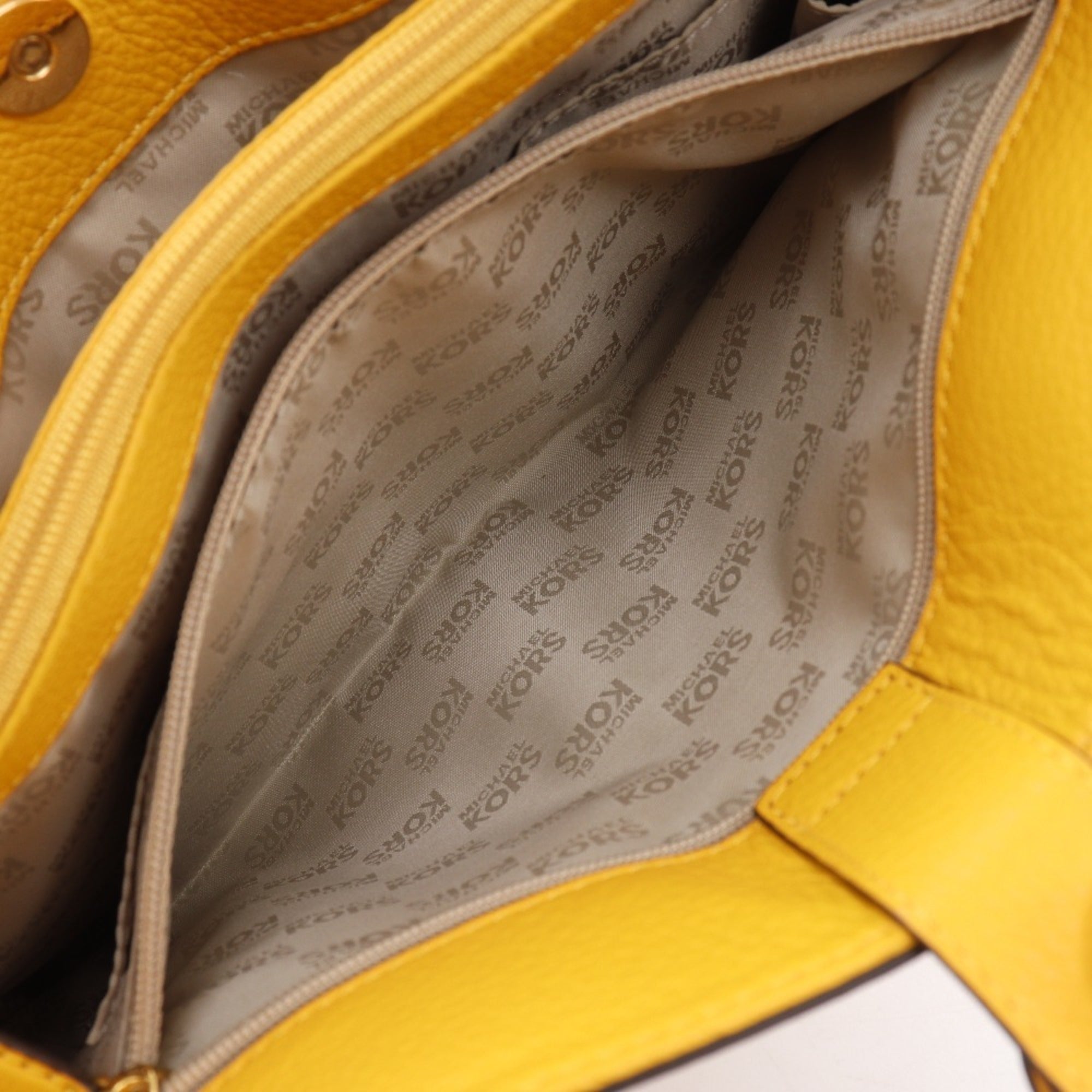 Michael Kors Yellow Leather Handbag (Pre-Owned)