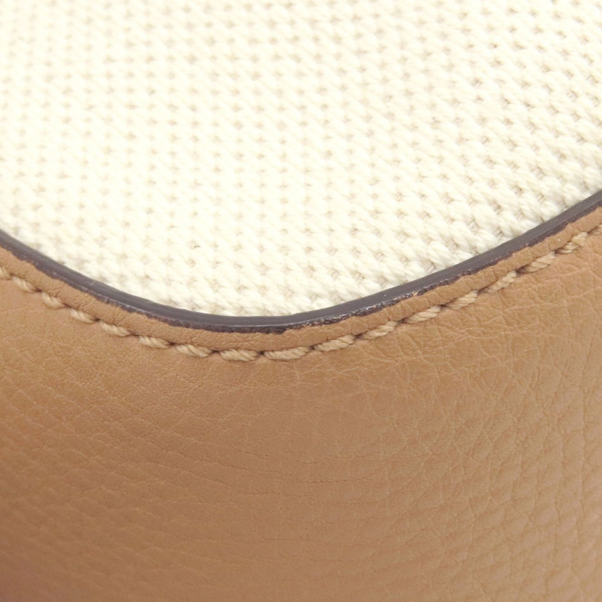 Gucci Soho Brown White Canvas Shoulder Bag (Pre-Owned)