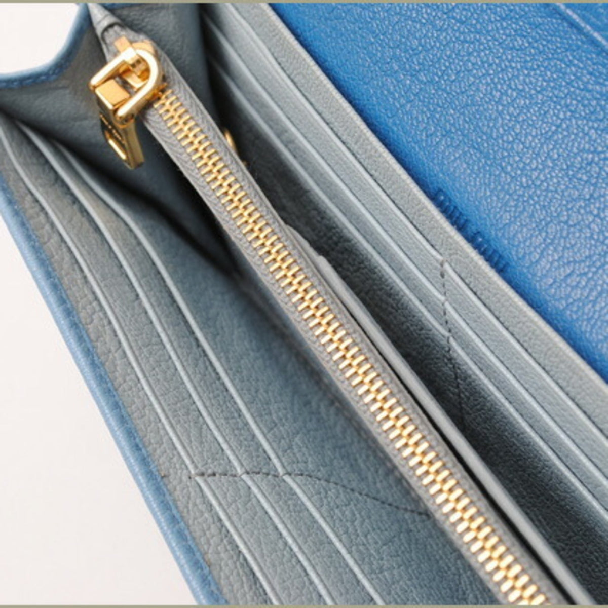 Miu Miu Blue Leather Long Wallet (Bi-Fold) (Pre-Owned)