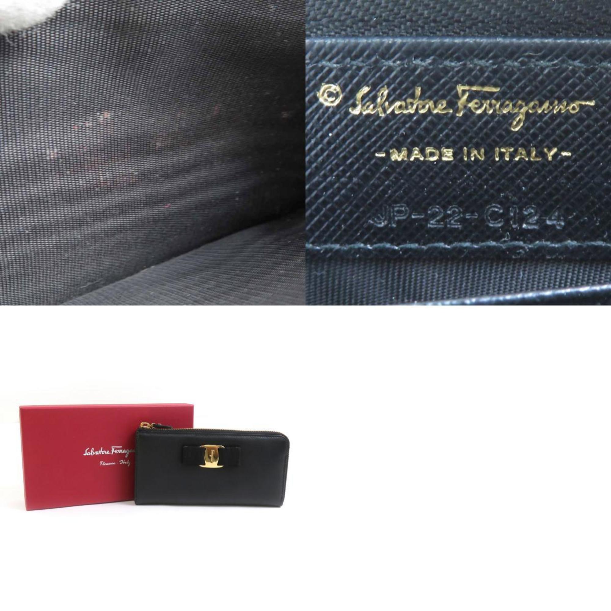 Salvatore Ferragamo Black Leather Long Wallet (Bi-Fold) (Pre-Owned)