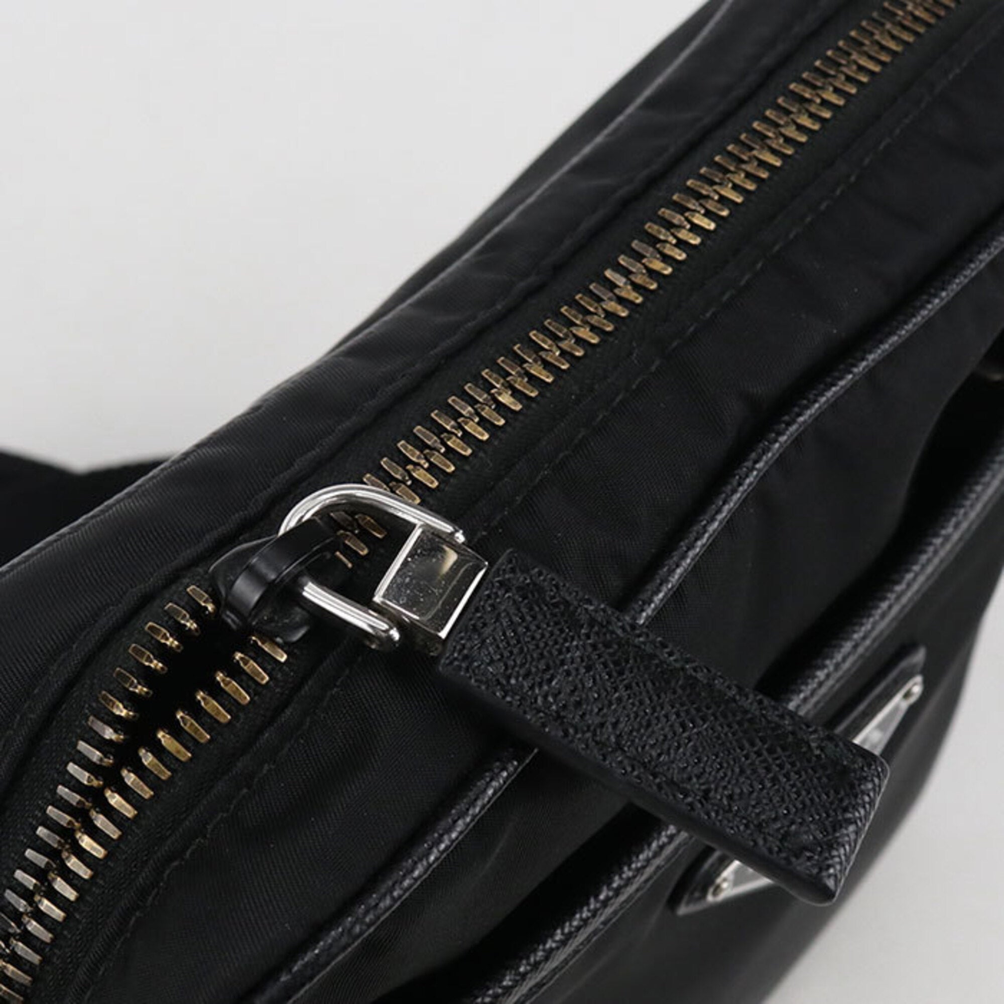 Prada Black Nylon Shoulder Bag (Pre-Owned)