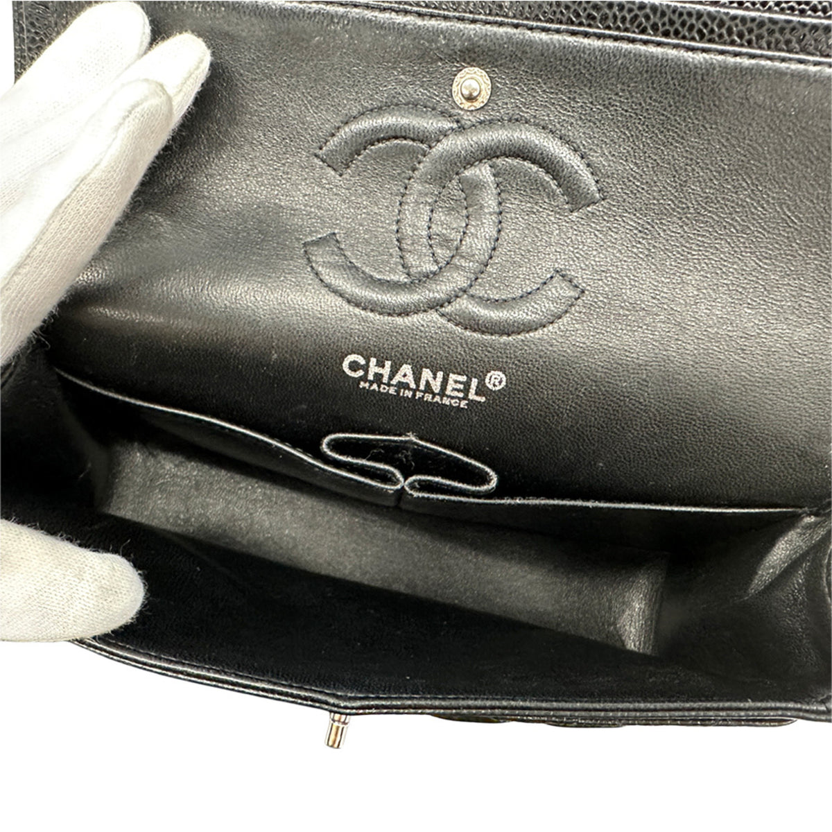 Chanel Black Grained Calfskin Handbag Shoulder Bag (Pre-Owned)