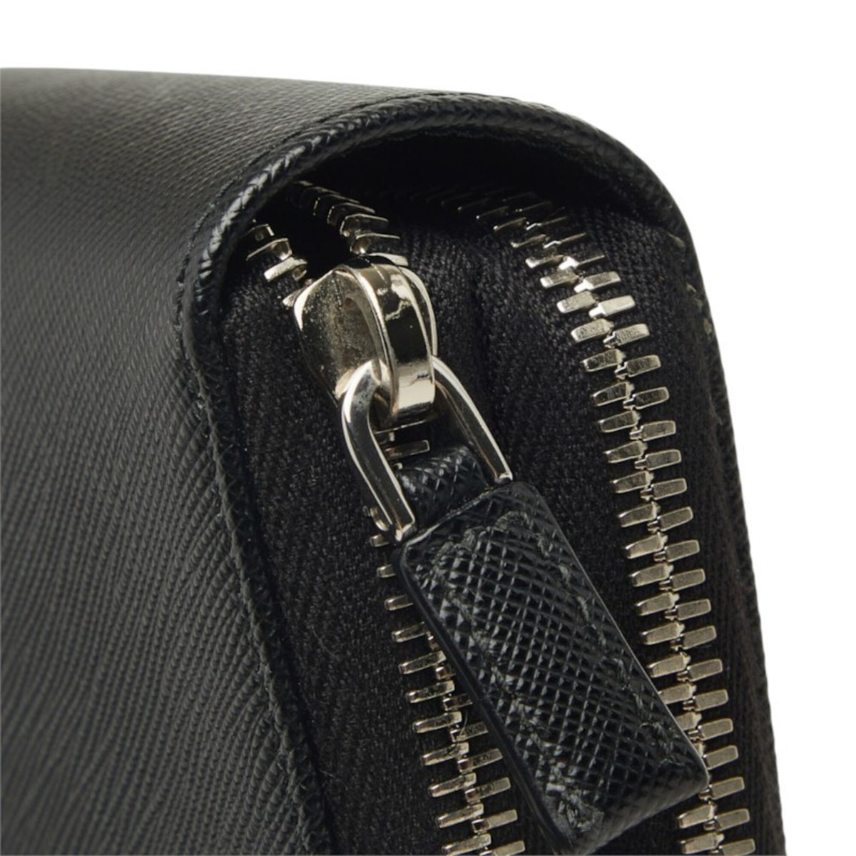 Prada Black Saffiano Triangle Leather Shoulder Bag (Pre-Owned)