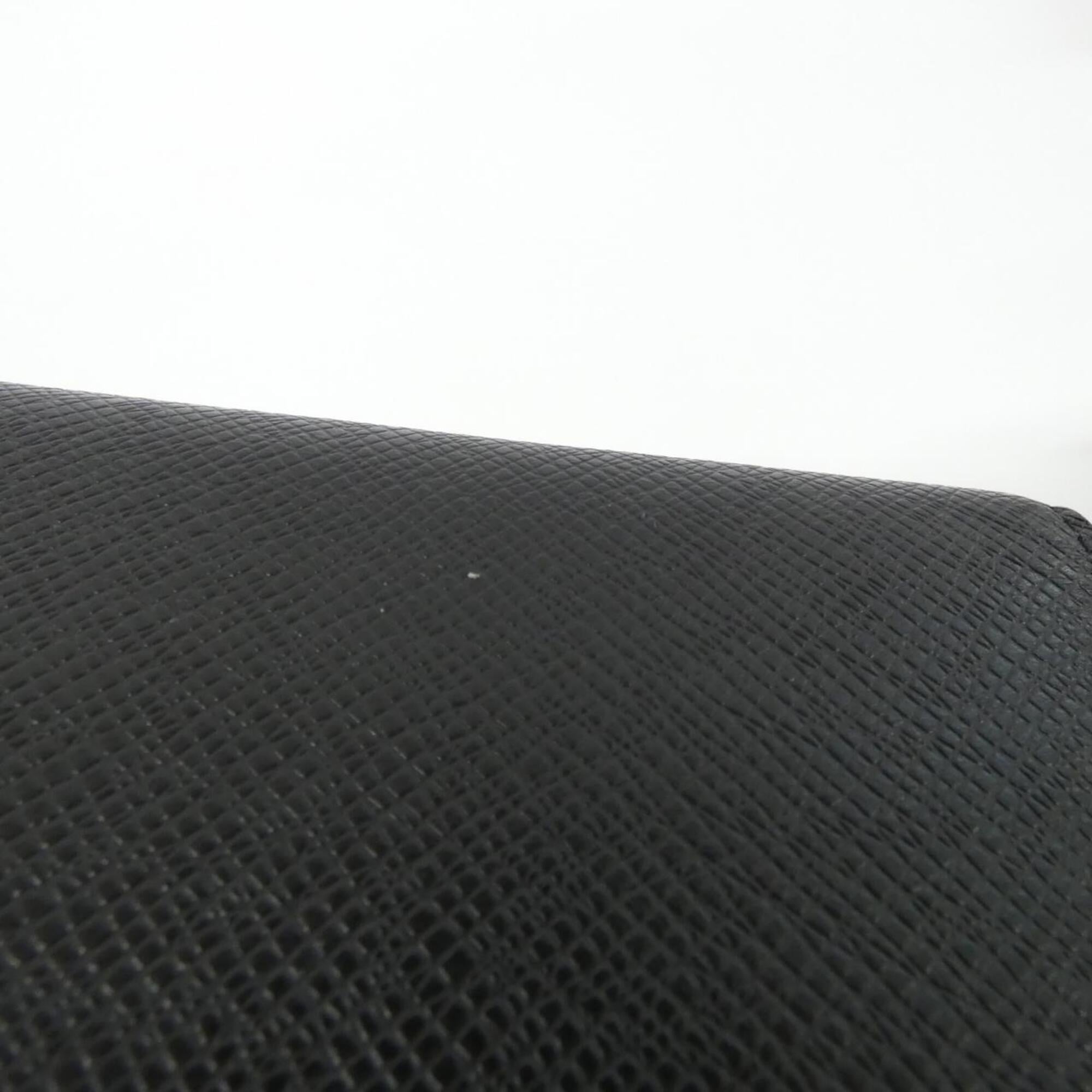 Louis Vuitton Black Leather Long Wallet (Bi-Fold) (Pre-Owned)