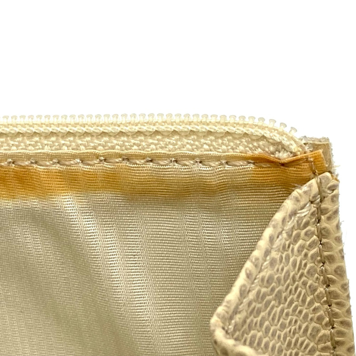 Chanel Beige Leather Long Wallet (Bi-Fold) (Pre-Owned)