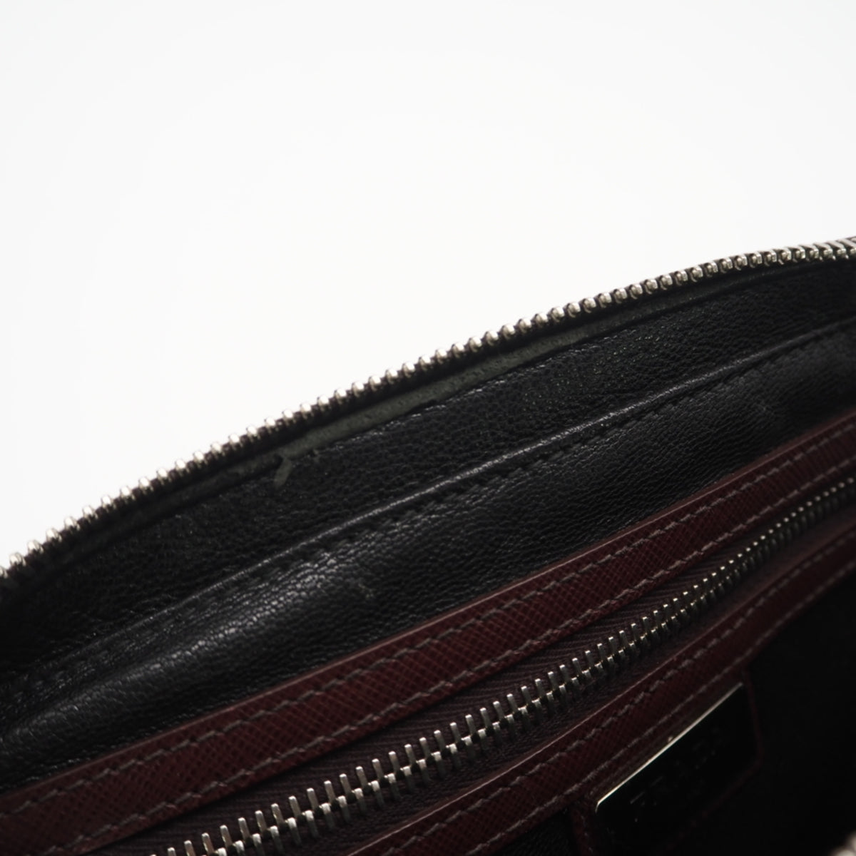 Prada Brown Leather Clutch Bag (Pre-Owned)