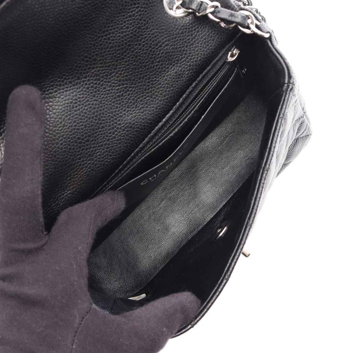 Chanel Black Grained Calfskin Handbag Shoulder Bag (Pre-Owned)