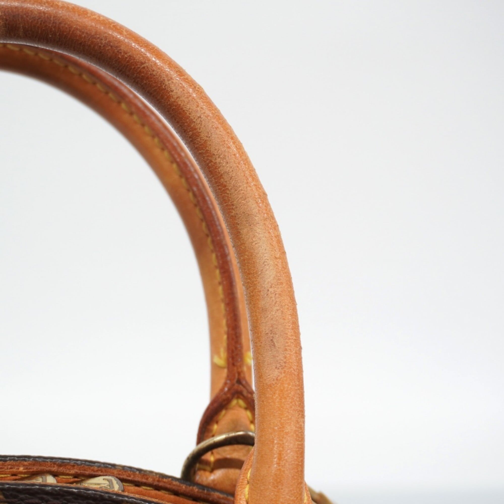 Louis Vuitton Brown Handbag (Pre-Owned)
