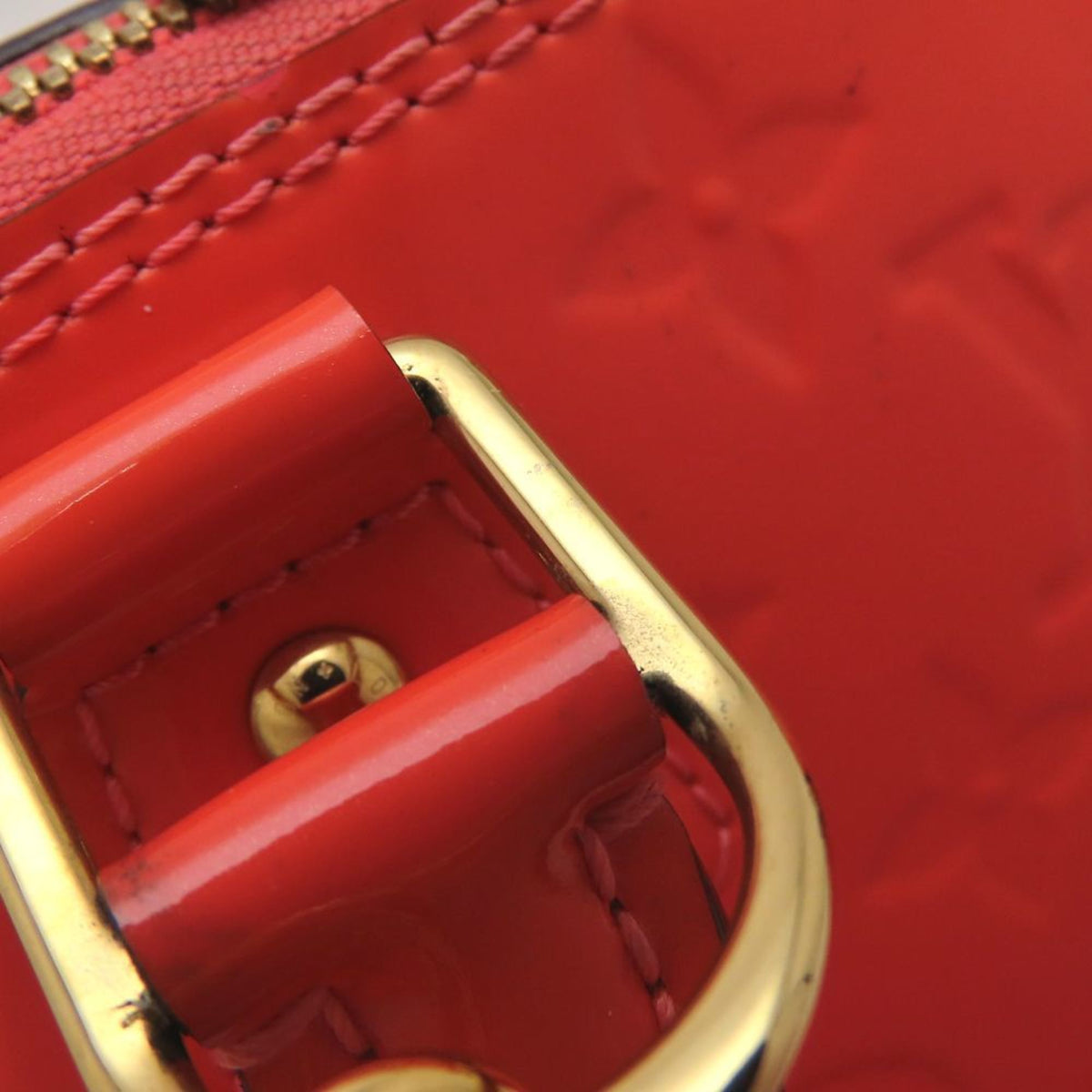 Louis Vuitton Rose Litchi Patent Leather Handbag (Pre-Owned)