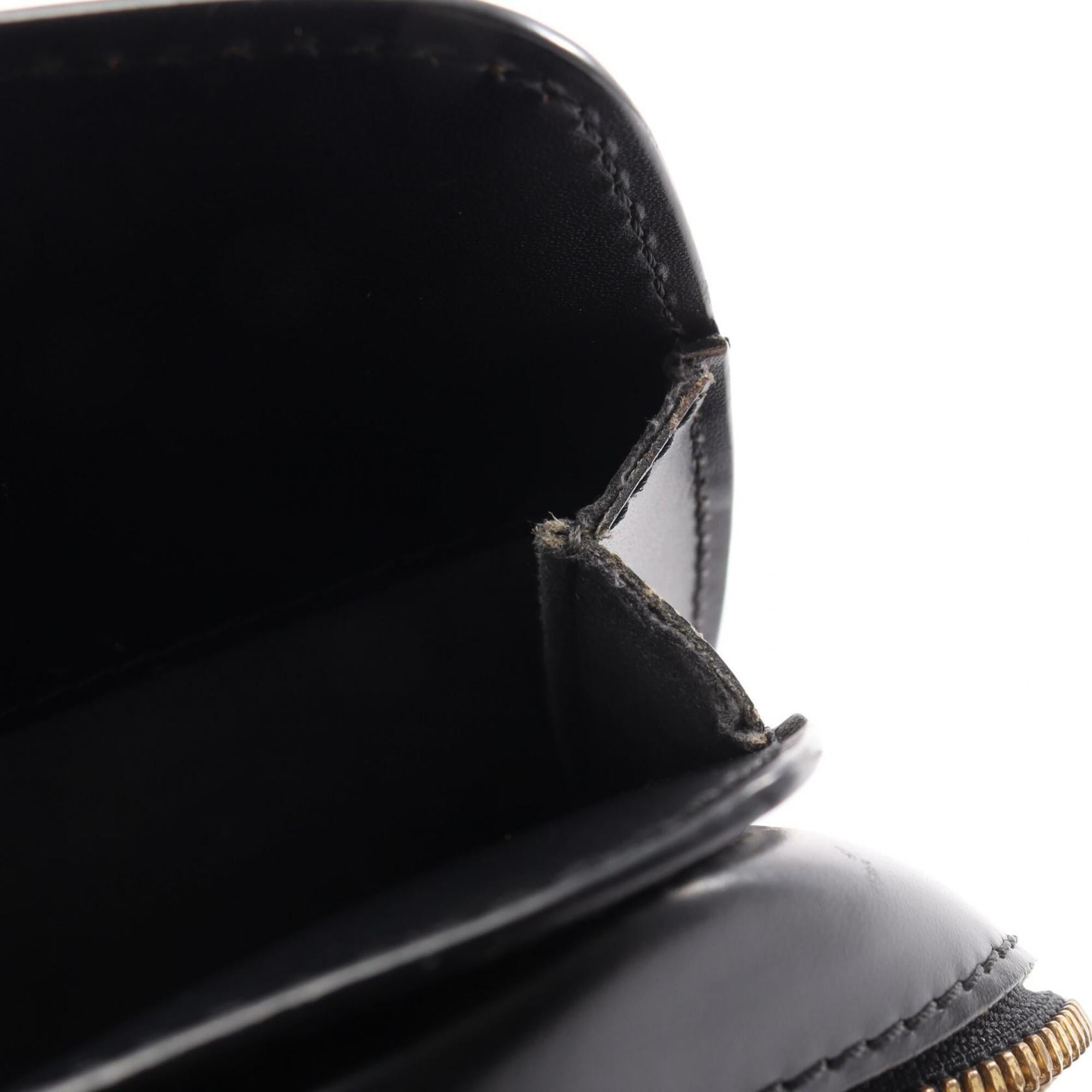 Louis Vuitton Black Leather Handbag (Pre-Owned)