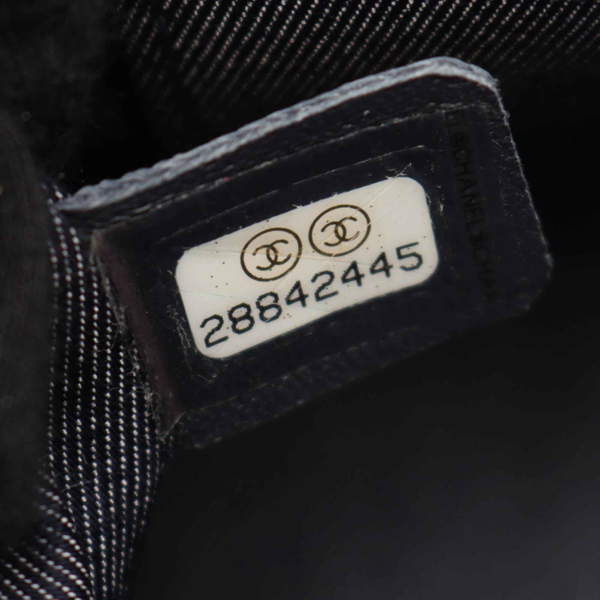 Chanel Navy Leather Handbag (Pre-Owned)