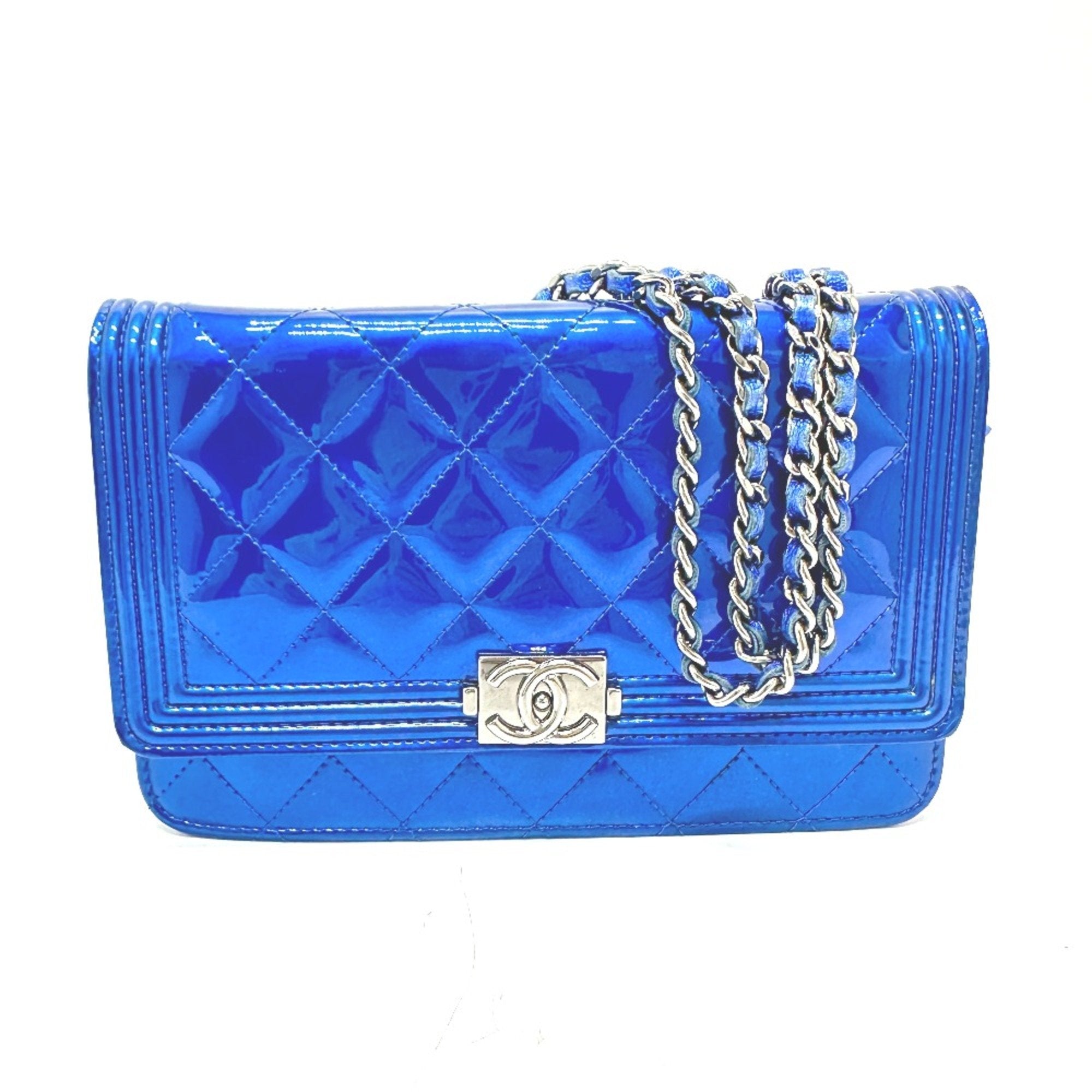 Chanel Blue Leather Shoulder Bag (Pre-Owned)