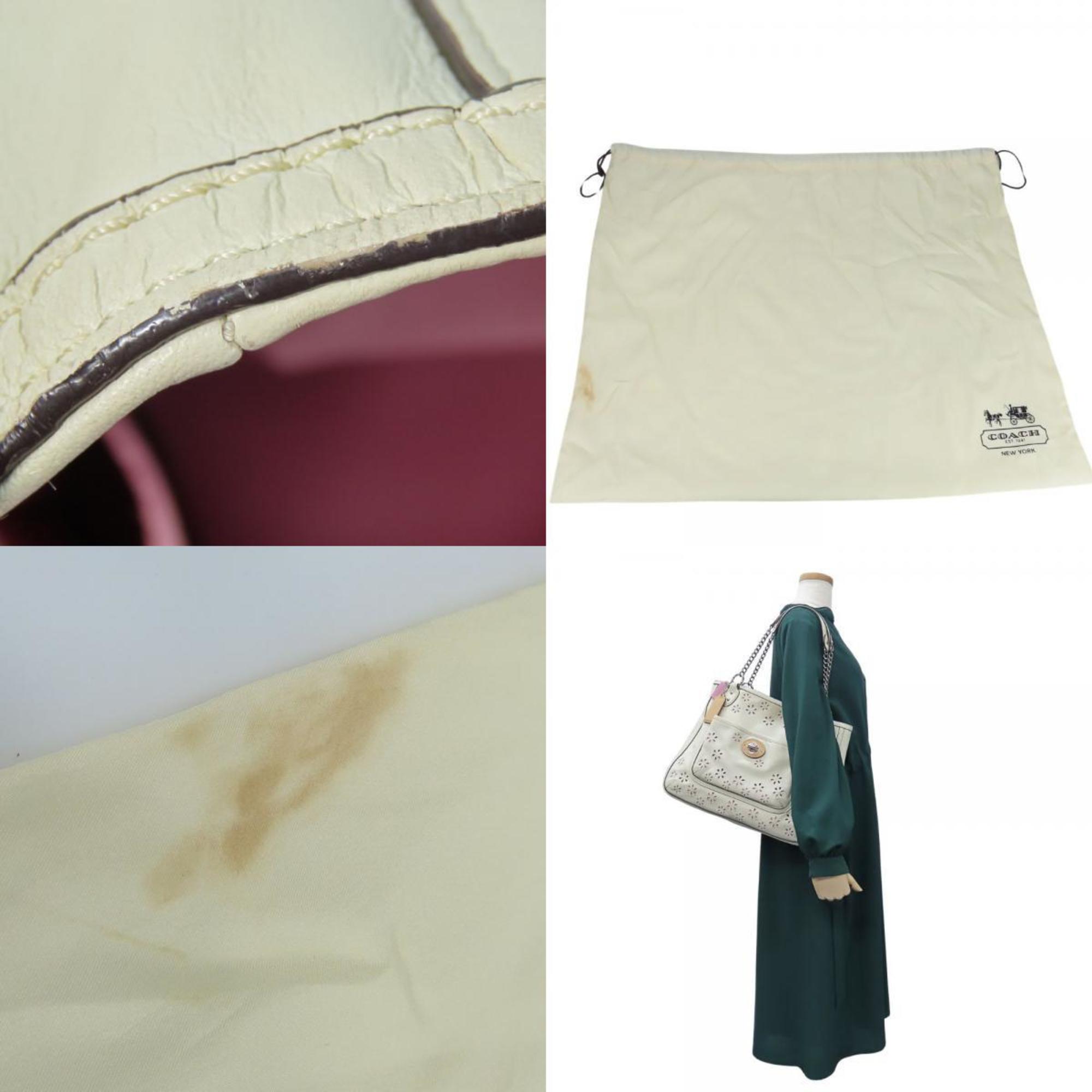 Coach White Leather Tote Bag (Pre-Owned)